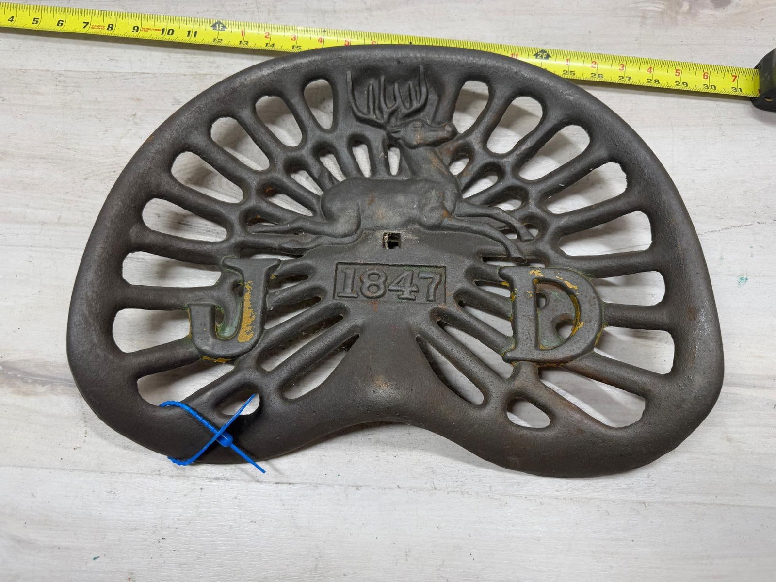 JD 1847 cast iron tractor/ implement seat (1 of 3)