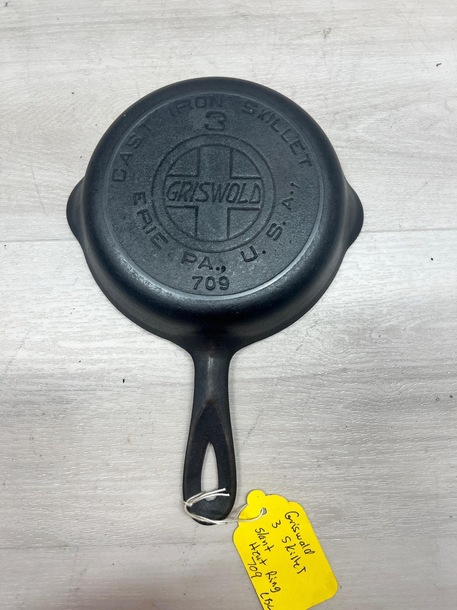 Griswold No. 3 Slant Block Cast Iron Skillet w/ heat ring: Load-out Pick up for all online purchases for Antiques & collectibles is Monday, Tuesday, Wednesday, February 17th, 18th, 19th At our warehouse location. We do offer shipping on all items shippabl