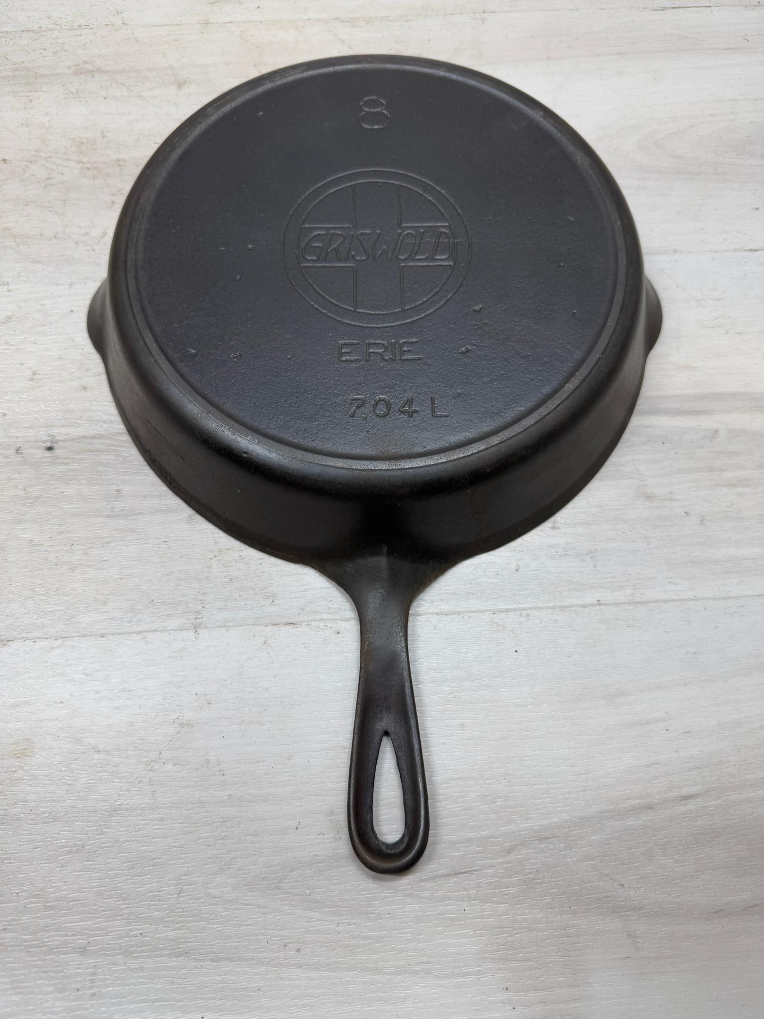 Griswold No. 8 Cast Iron Skillet w/ Slant Logo and Heat Ring (1 of 4)
