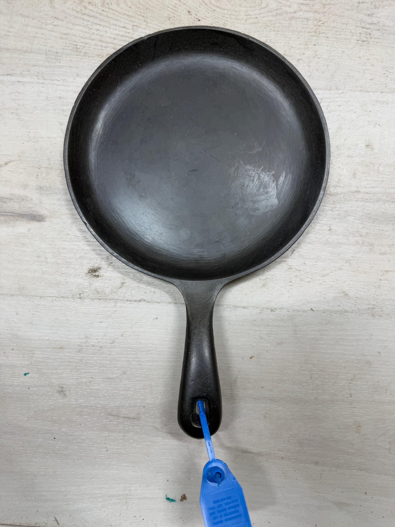 Griswold No. 42 Snack Skillet: Load-out Pick up for all online purchases for Antiques & collectibles is Monday, Tuesday, Wednesday, February 17th, 18th, 19th At our warehouse location. We do offer shipping on all items shippabl