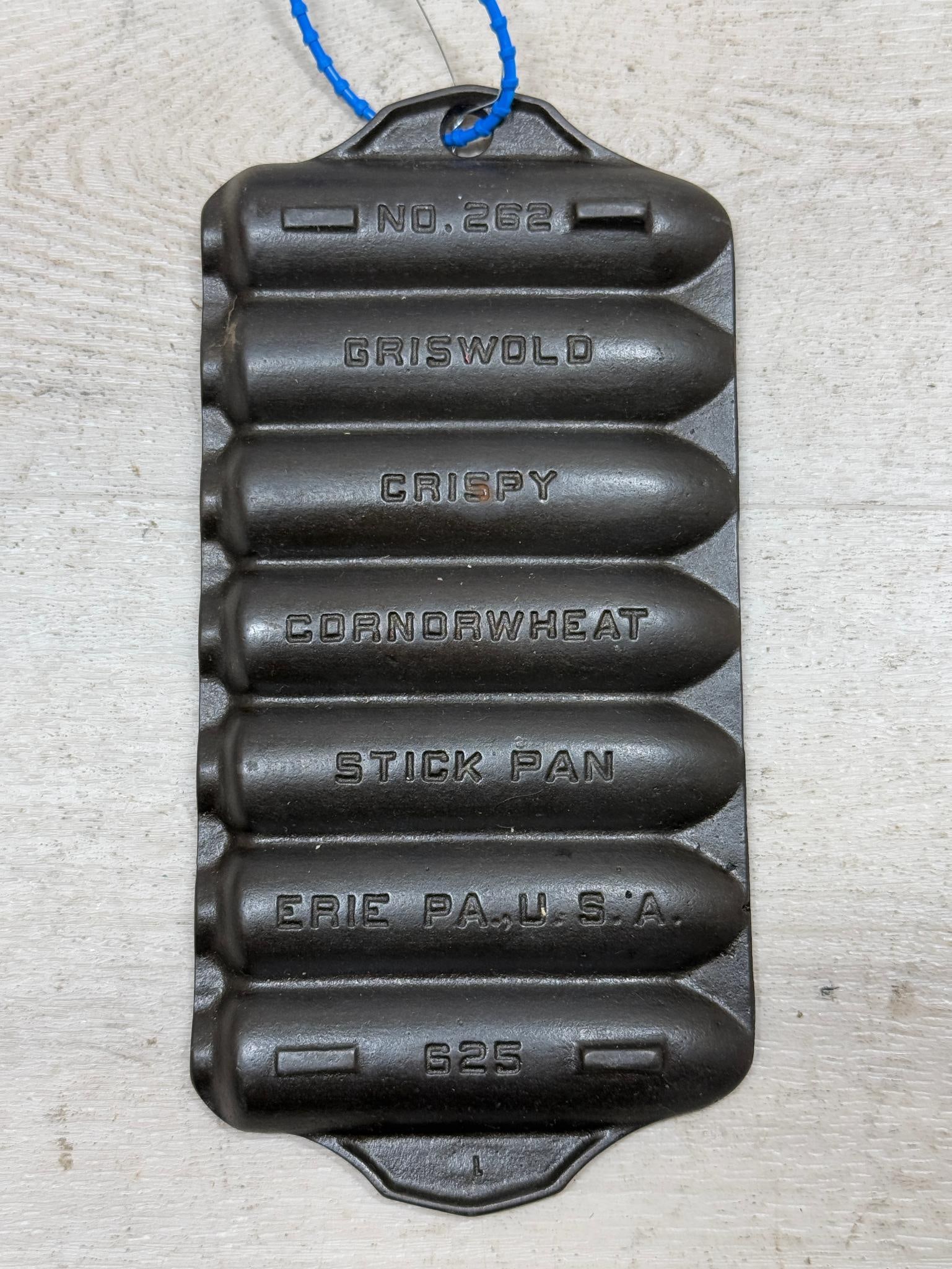 262 625 Griswold Corn stick pan (1 of 2)