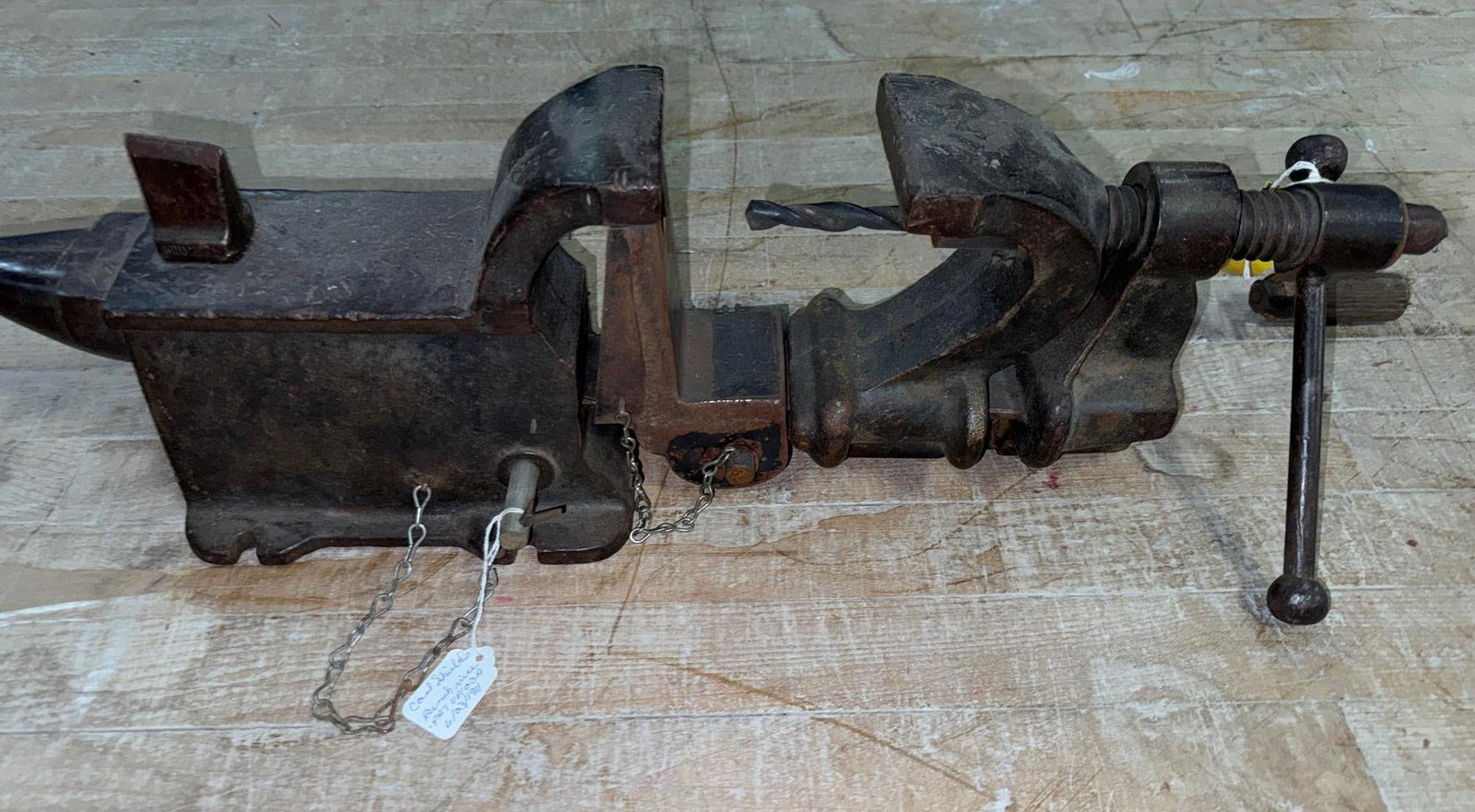 Carl Shields Bench Anvil/ Vise, pat 6/03/1911, w/ hardy tool (1 of 6)