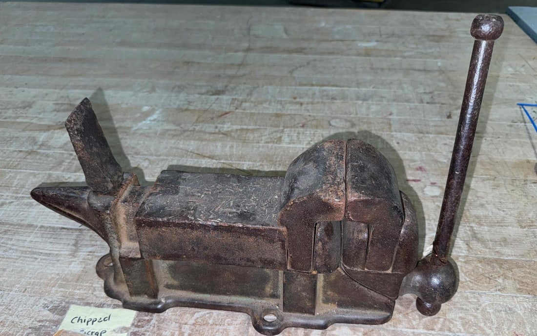 Vintage Blacksmith Anvil Vise Hanson Patented 1888 (1 of 4)