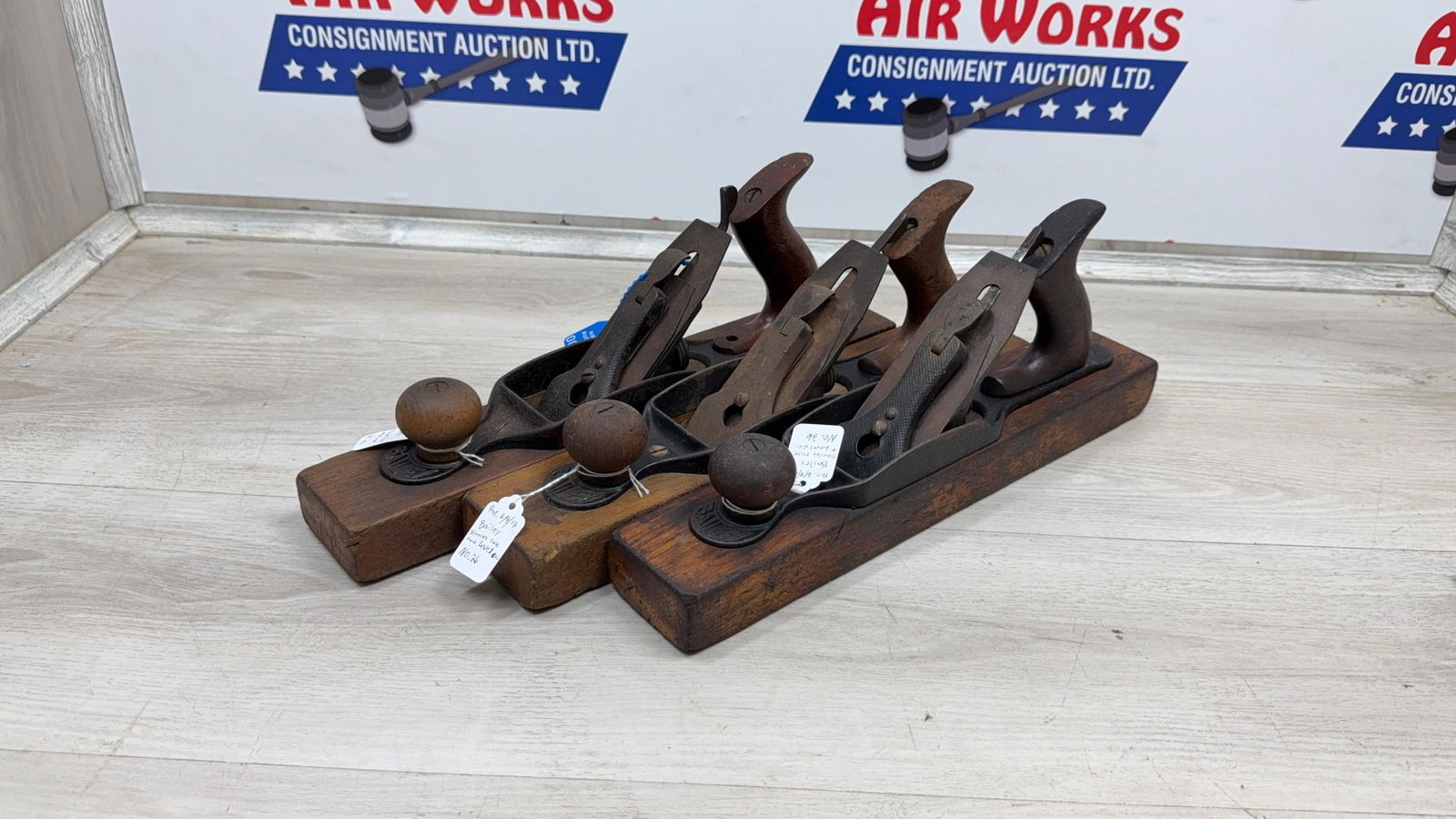SET OF 3 BAILEY WOOD/STEEL TRANSITION PLANES NO'S 26: Load-out Pick up for all online purchases for Antiques & collectibles is Monday, Tuesday, Wednesday, February 23rd, 24th, 25th At our shipper's location. We do offer shipping on all items shippabl
