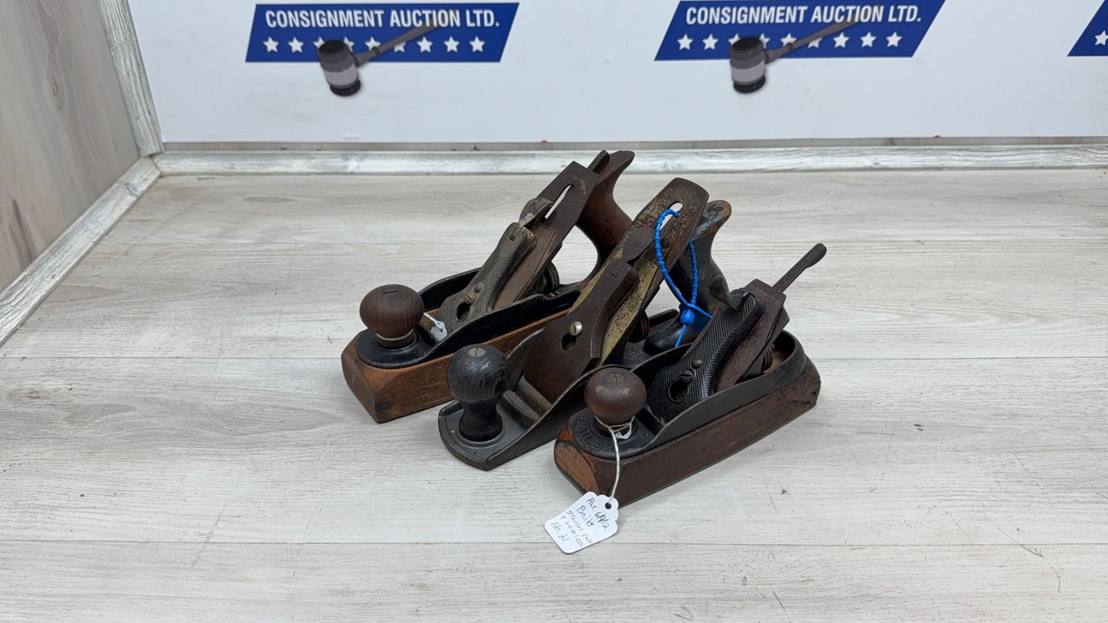 SET OF 3 SMALL TRANSITION BAILEY AND OTHER PLANES: Load-out Pick up for all online purchases for Antiques & collectibles is Monday, Tuesday, Wednesday, February 23rd, 24th, 25th At our shipper's location. We do offer shipping on all items shippabl