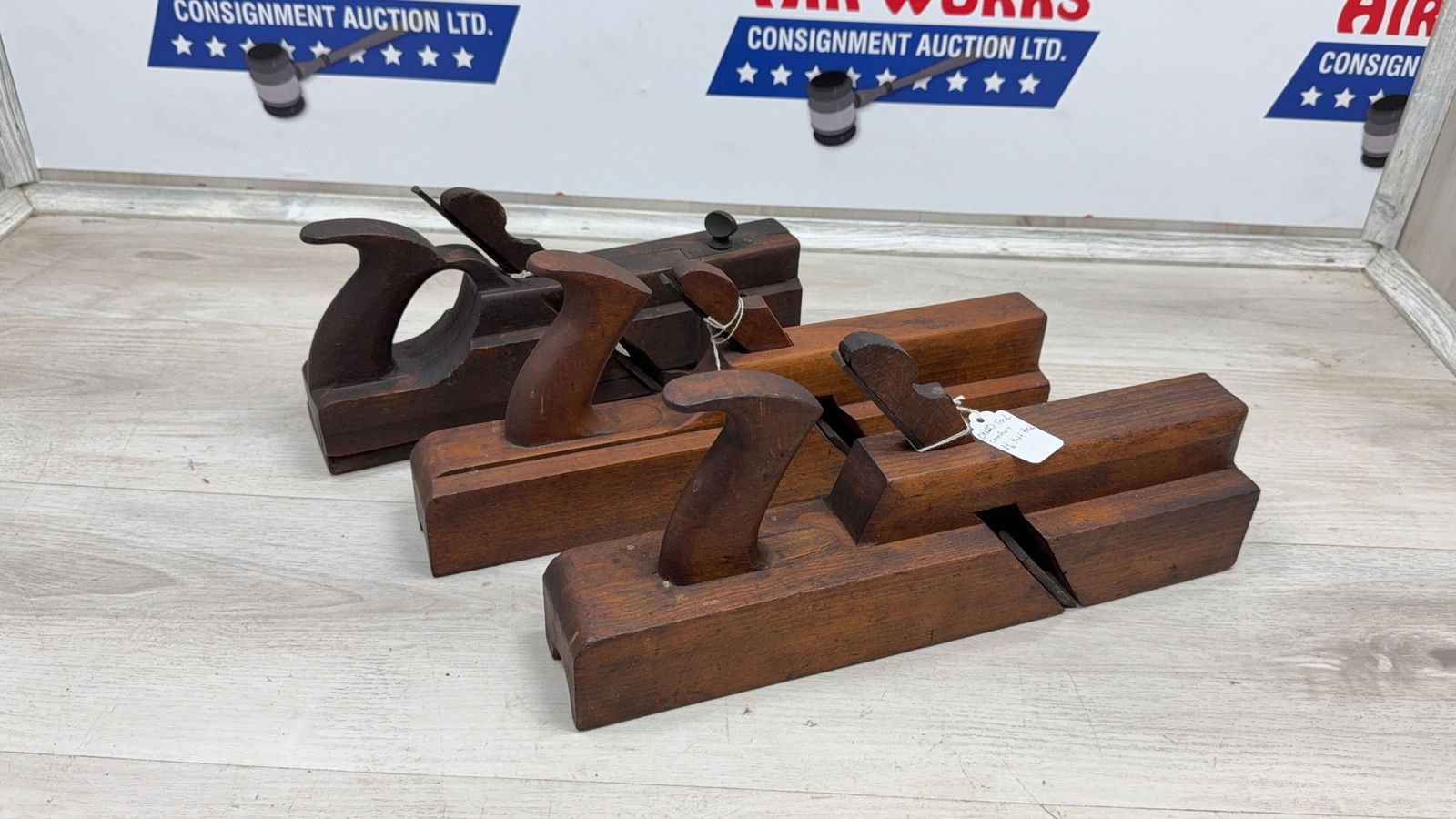 (3) THREE WOOD MOULDING PLANES. OHIO TOOL, SANDUSKY, CASEY AND CO. (1 of 13)