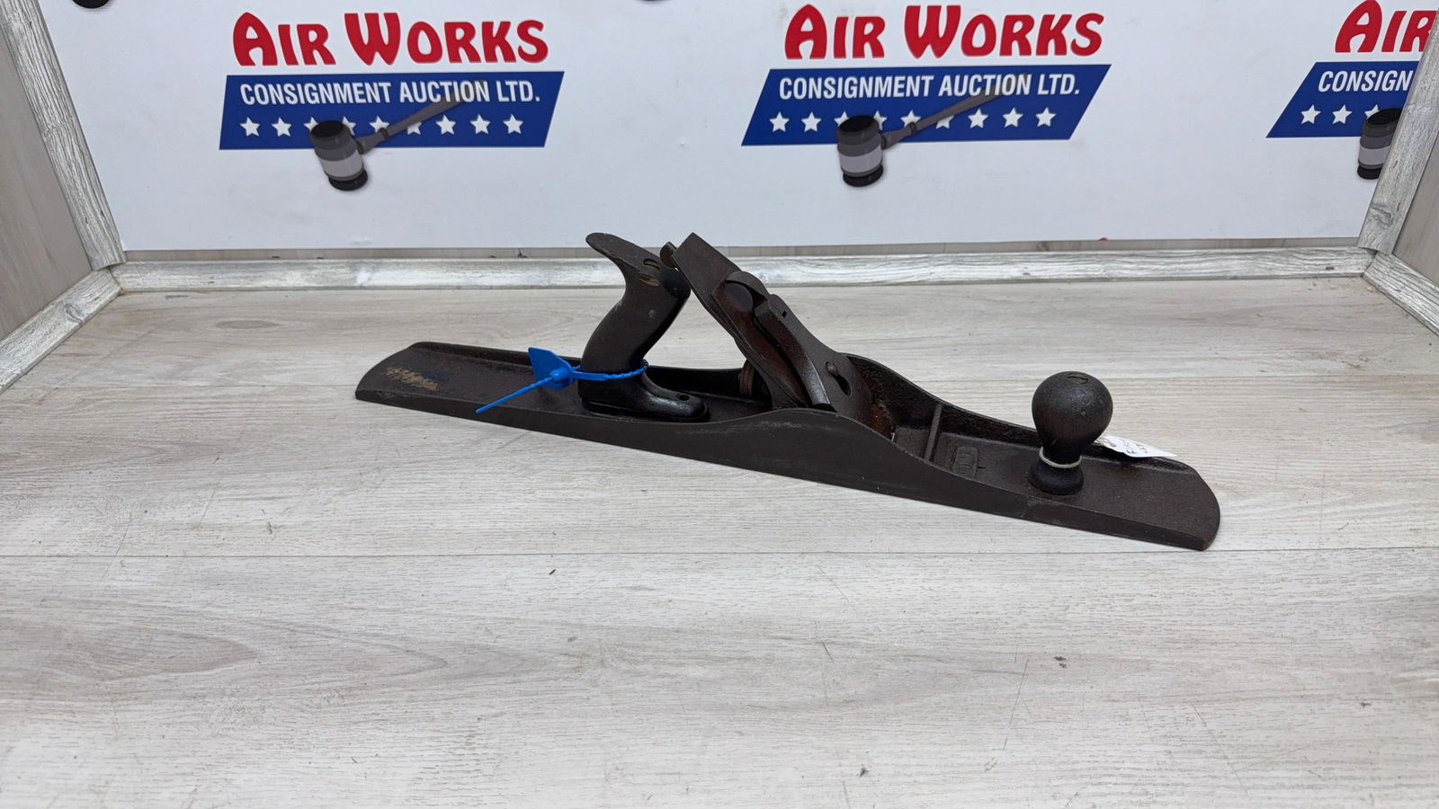 FULTON STEEL PLANE 21" LONG FLUTED BOTTOM: Load-out Pick up for all online purchases for Antiques & collectibles is Monday, Tuesday, Wednesday, February 23rd, 24th, 25th At our shipper's location. We do offer shipping on all items