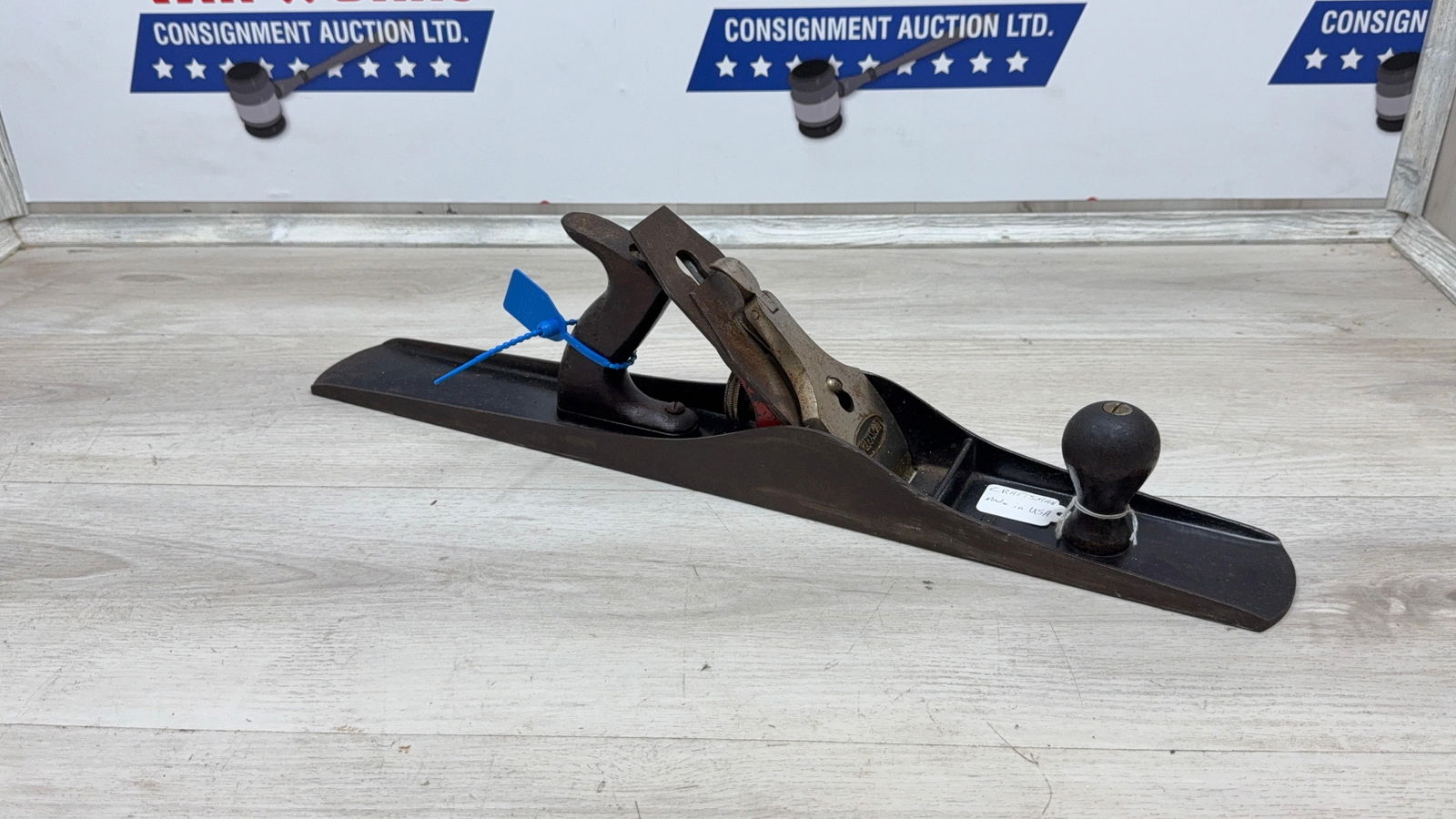 CRAFTSMAN 22" STEEL PLANE FLUTED BOTTOM: Load-out Pick up for all online purchases for Antiques & collectibles is Monday, Tuesday, Wednesday, February 23rd, 24th, 25th At our shipper's location. We do offer shipping on all items