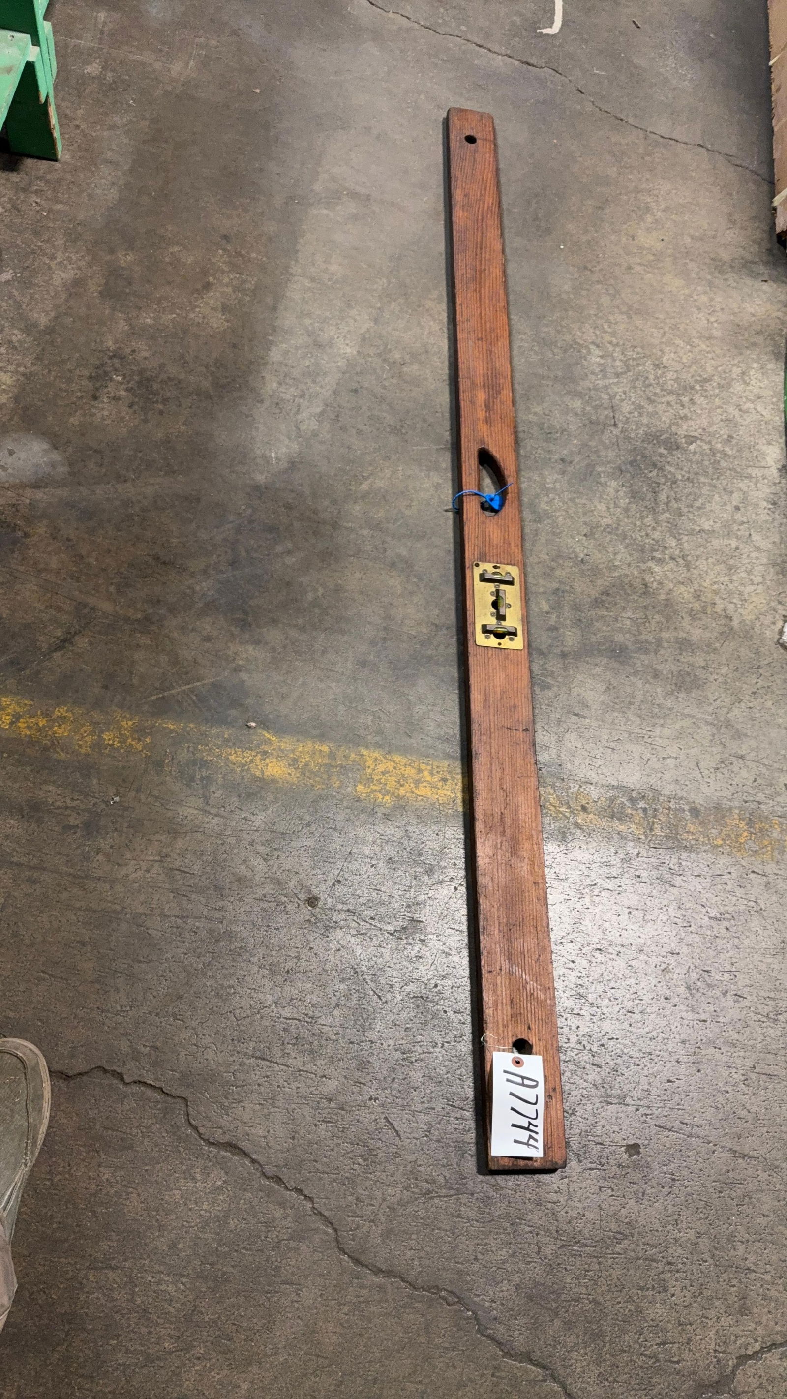 EARLY 78" GENERAL HARDWARE 3-WAY LEVEL (1 of 5)