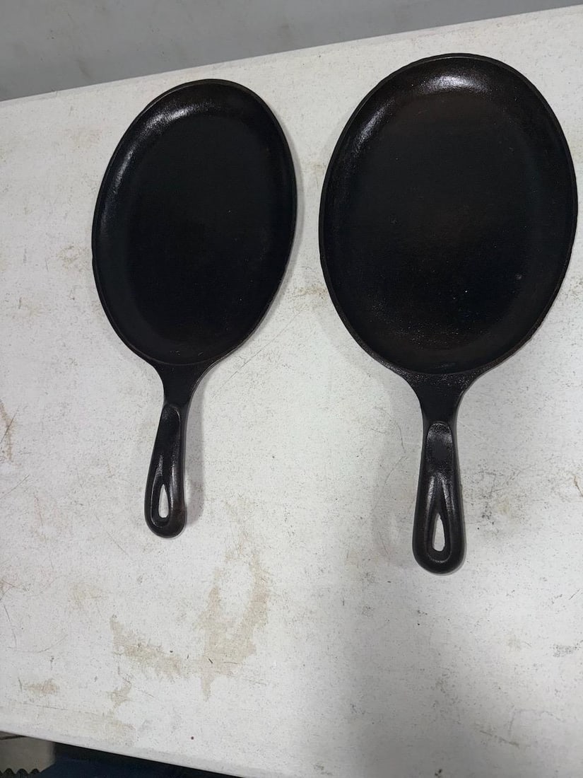 2- WAGNER WARE STEAK SIZZLER SKILLETS - 6