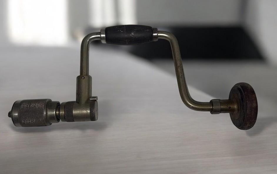 VINTAGE YANKEE NO. 2101-10 IN BRACE (1 of 7)