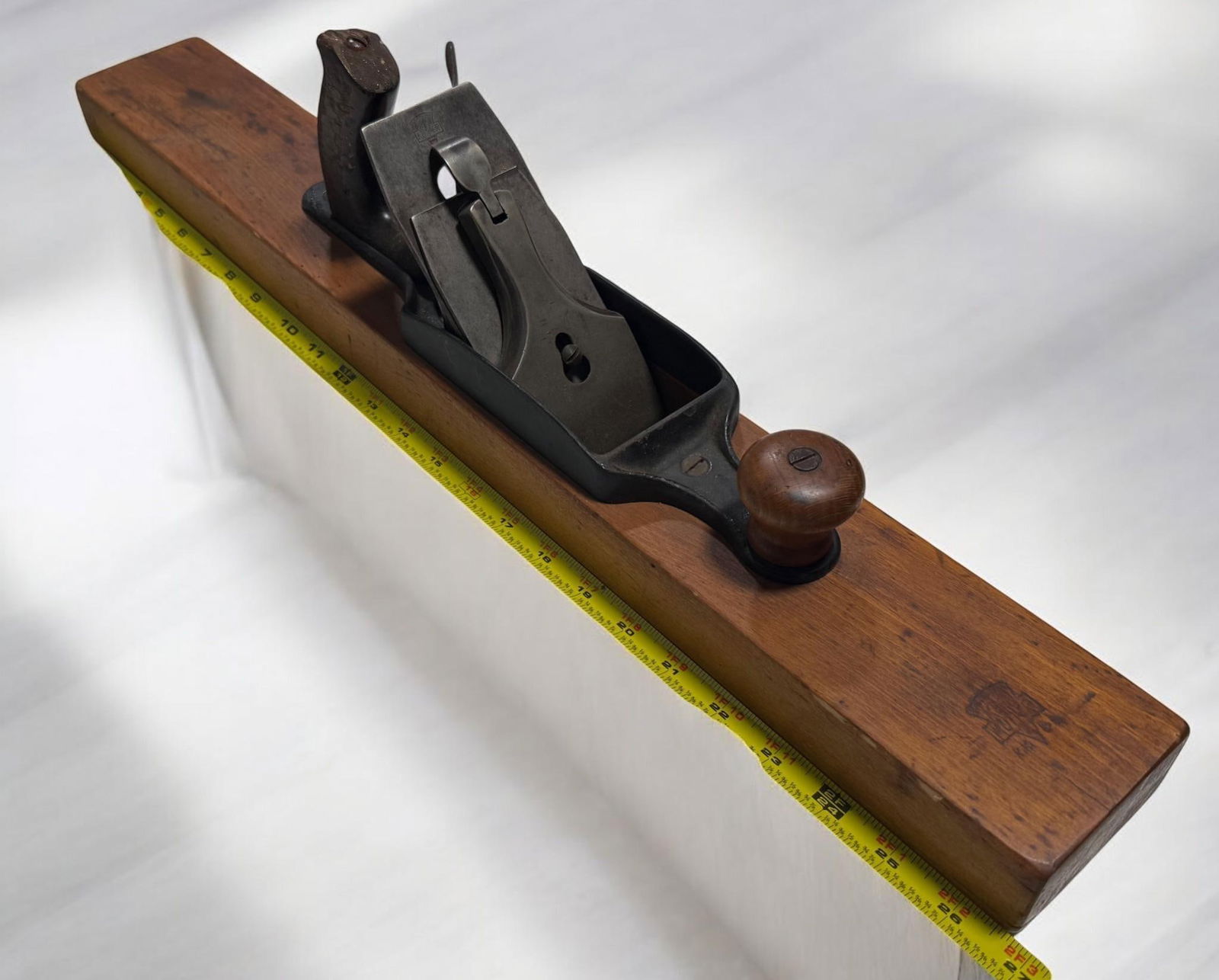 Vintage Stanley Wooden Transitional No. 32 Jointer Plane, 26-inch Length, Wood & Metal (1 of 8)