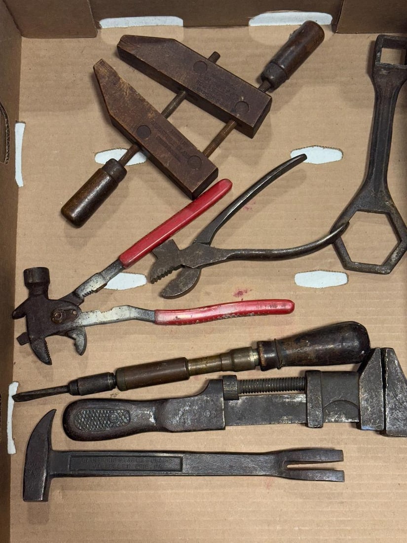 Vintage Hand Tools Set - Clamps, Pliers, Wrench, Hammer, Screwdriver (1 of 6)