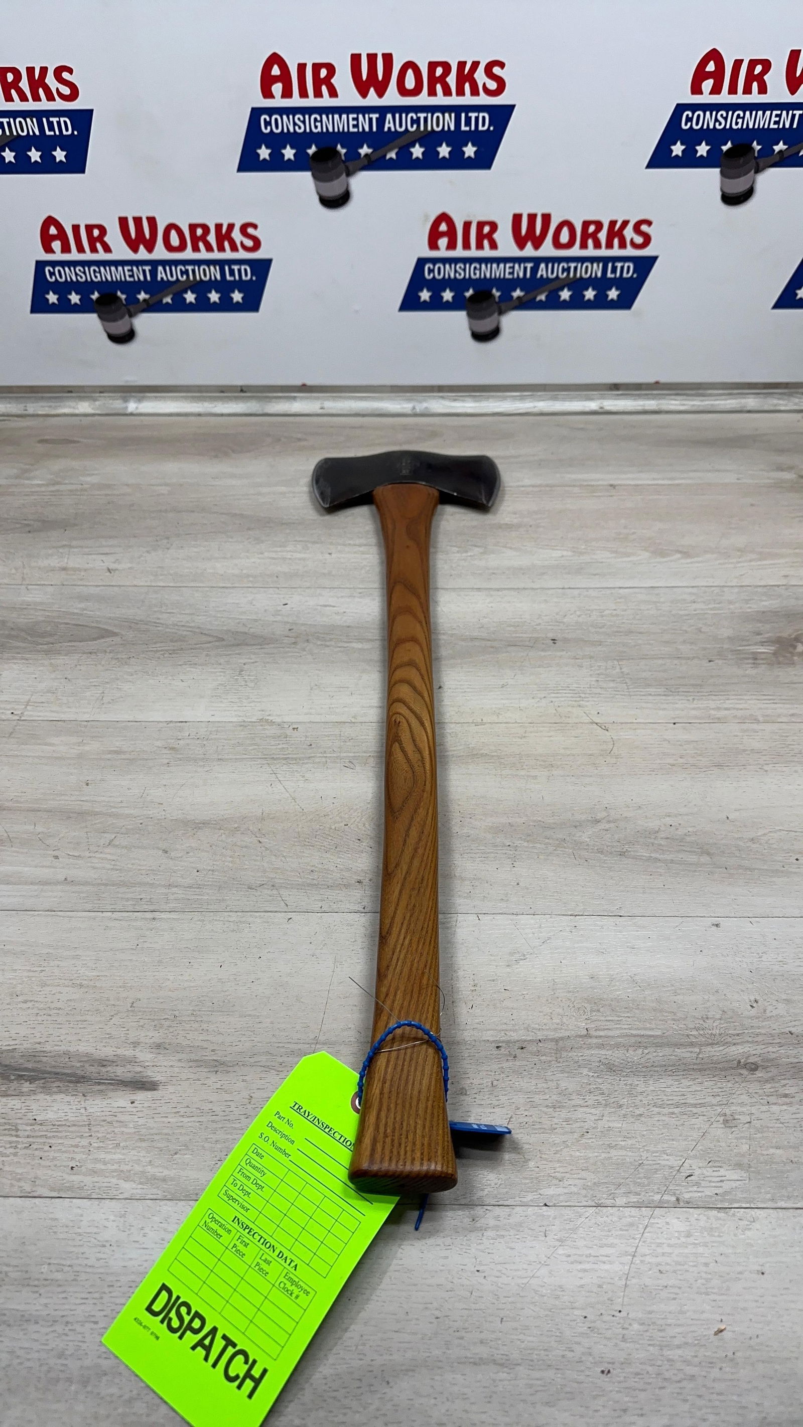 EVERKEEN DOUBLE BIT AXE 30" RED ELM HANDLE (1 of 6)