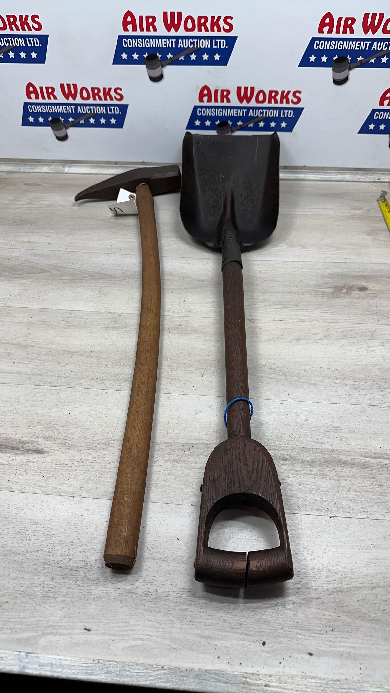 EARLY WOOD HANDLED COAL SHOVEL AND RAILROAD SPIKE MAUL (1 of 14)