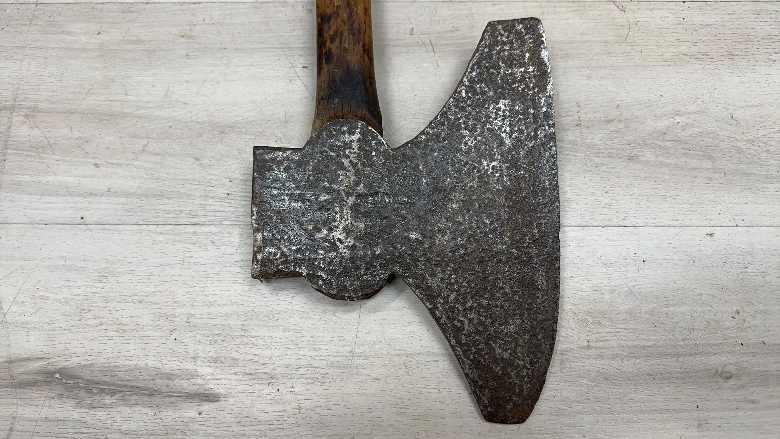 SHORT HANDLED HEWING BROAD AXE - 5