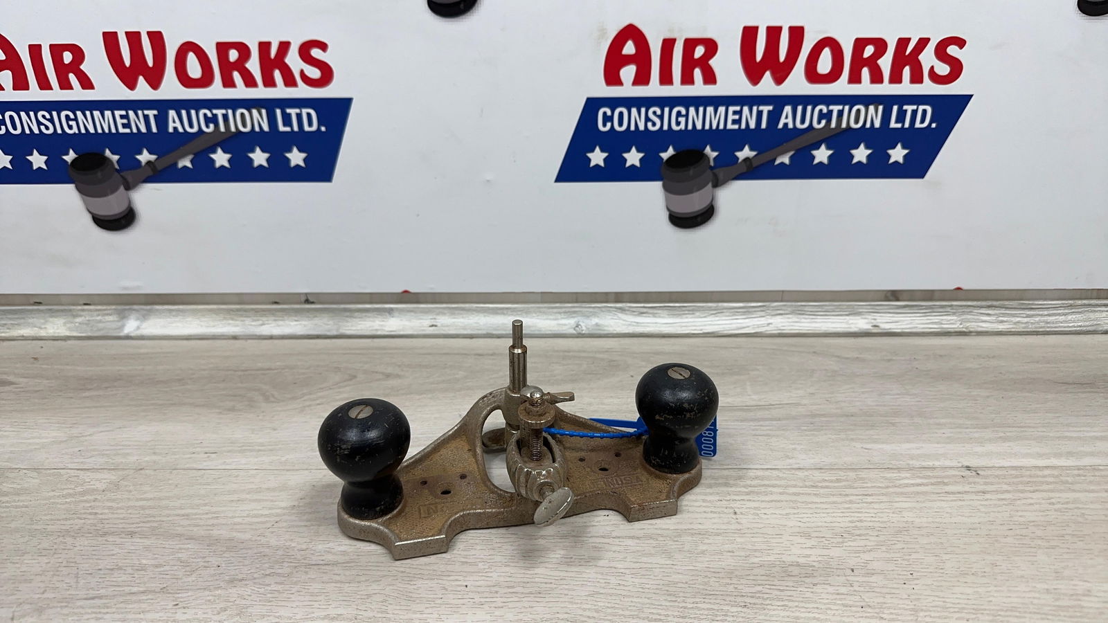 STANLEY NO. 71 ROUTER PLANE: Load-out Pick up for all online purchases for Antiques & collectibles is Monday, Tuesday, Wednesday, February 23rd, 24th, 25th At our shipper's location. We do offer shipping on all items