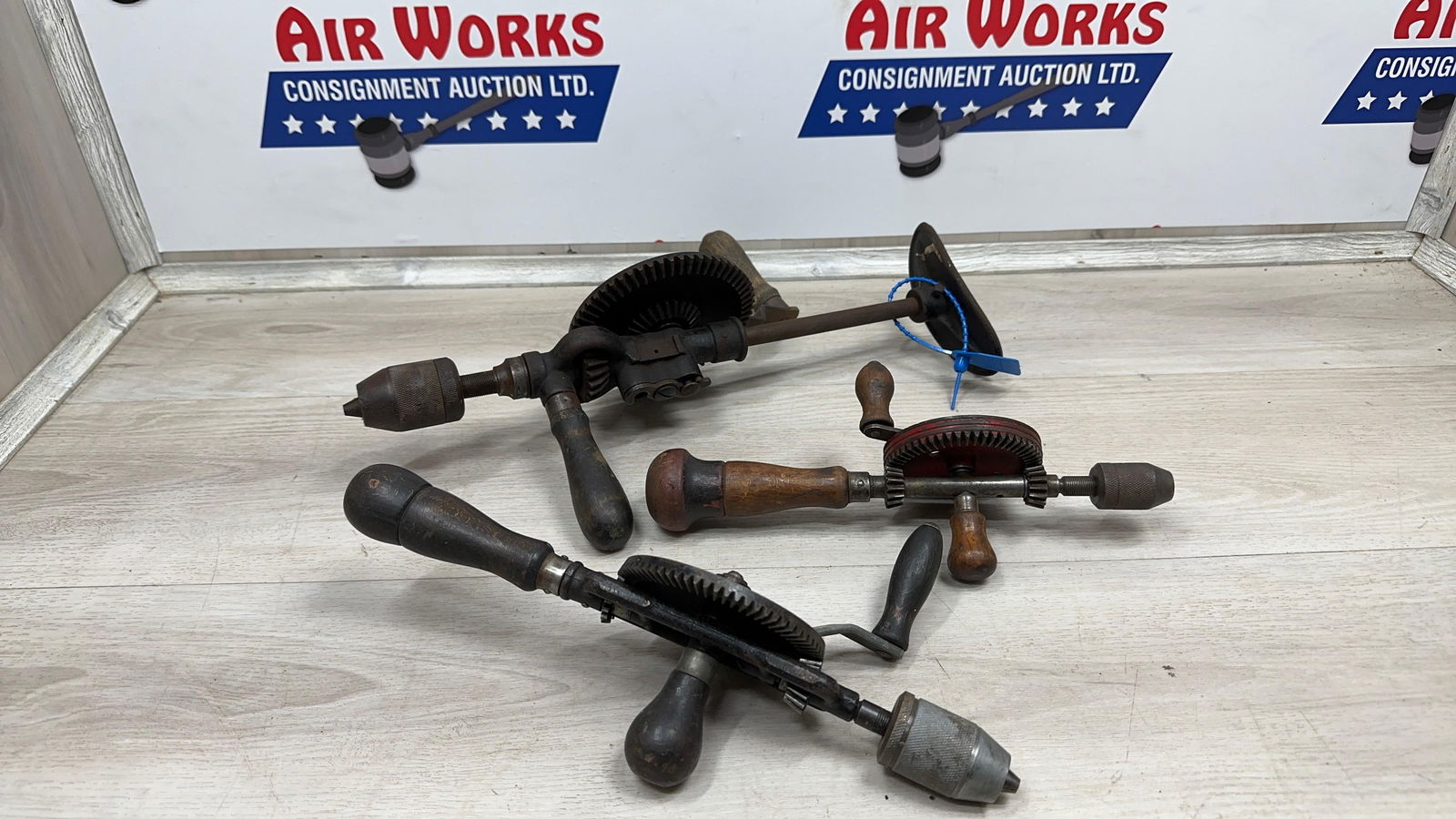 STANLEY HAND DRILLS (3): Load-out Pick up for all online purchases for Antiques & collectibles is Monday, Tuesday, Wednesday, February 23rd, 24th, 25th At our shipper's location. We do offer shipping on all items shippabl