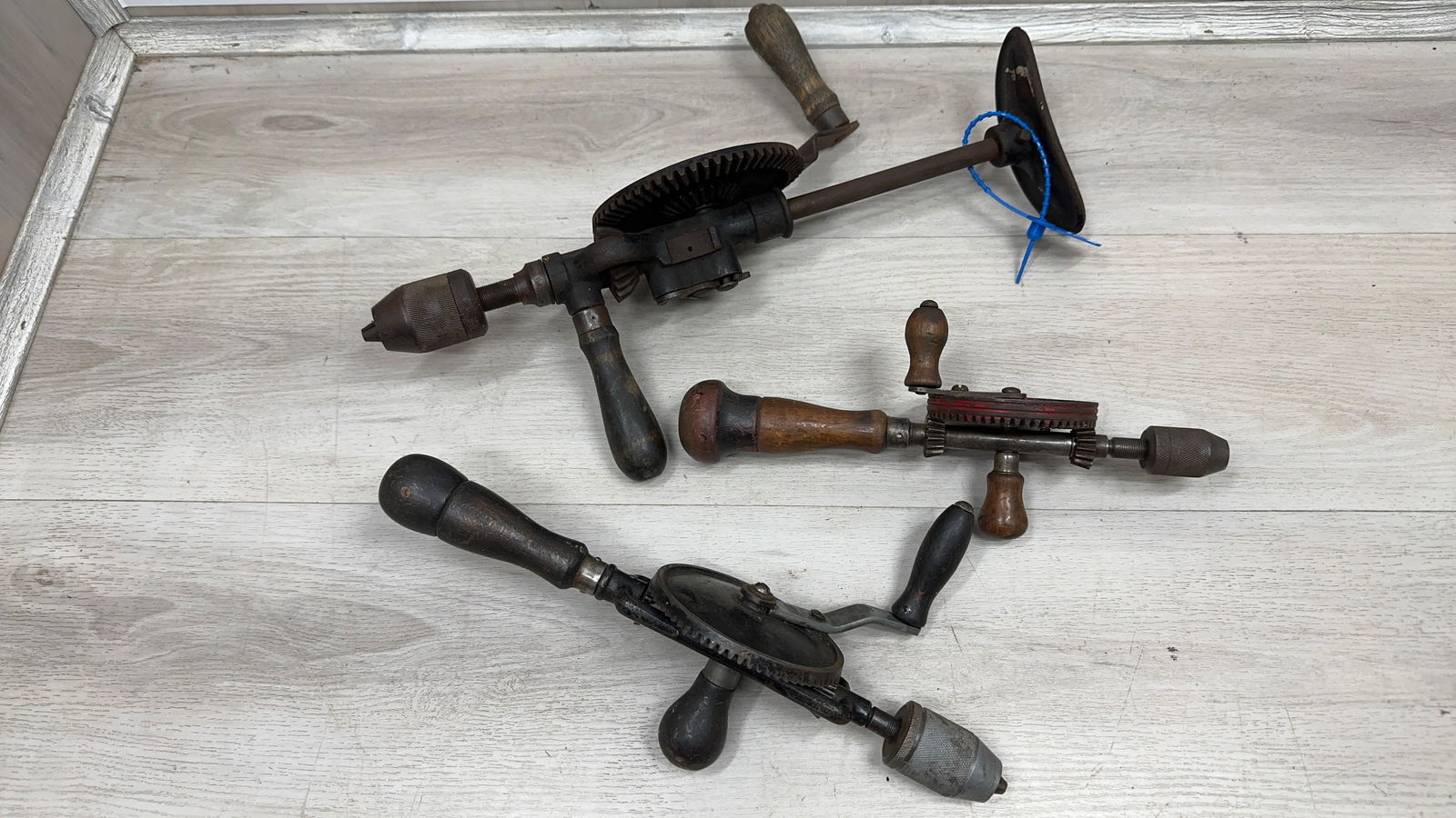 STANLEY HAND DRILLS (3) - 2