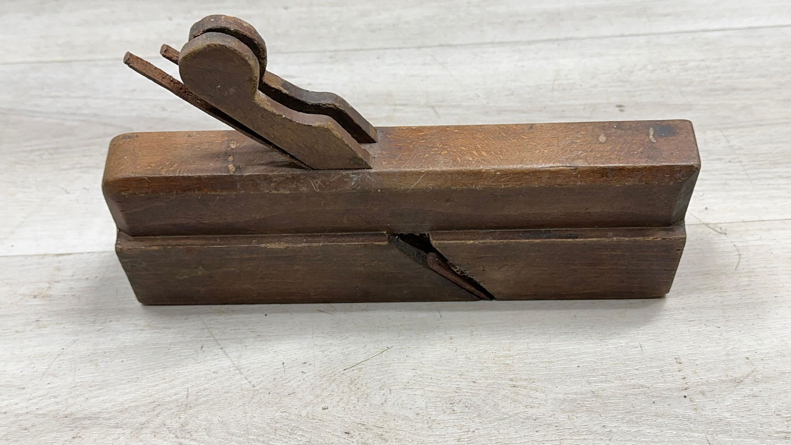 ASSORTED WOOD ROUTER PLANES - 13