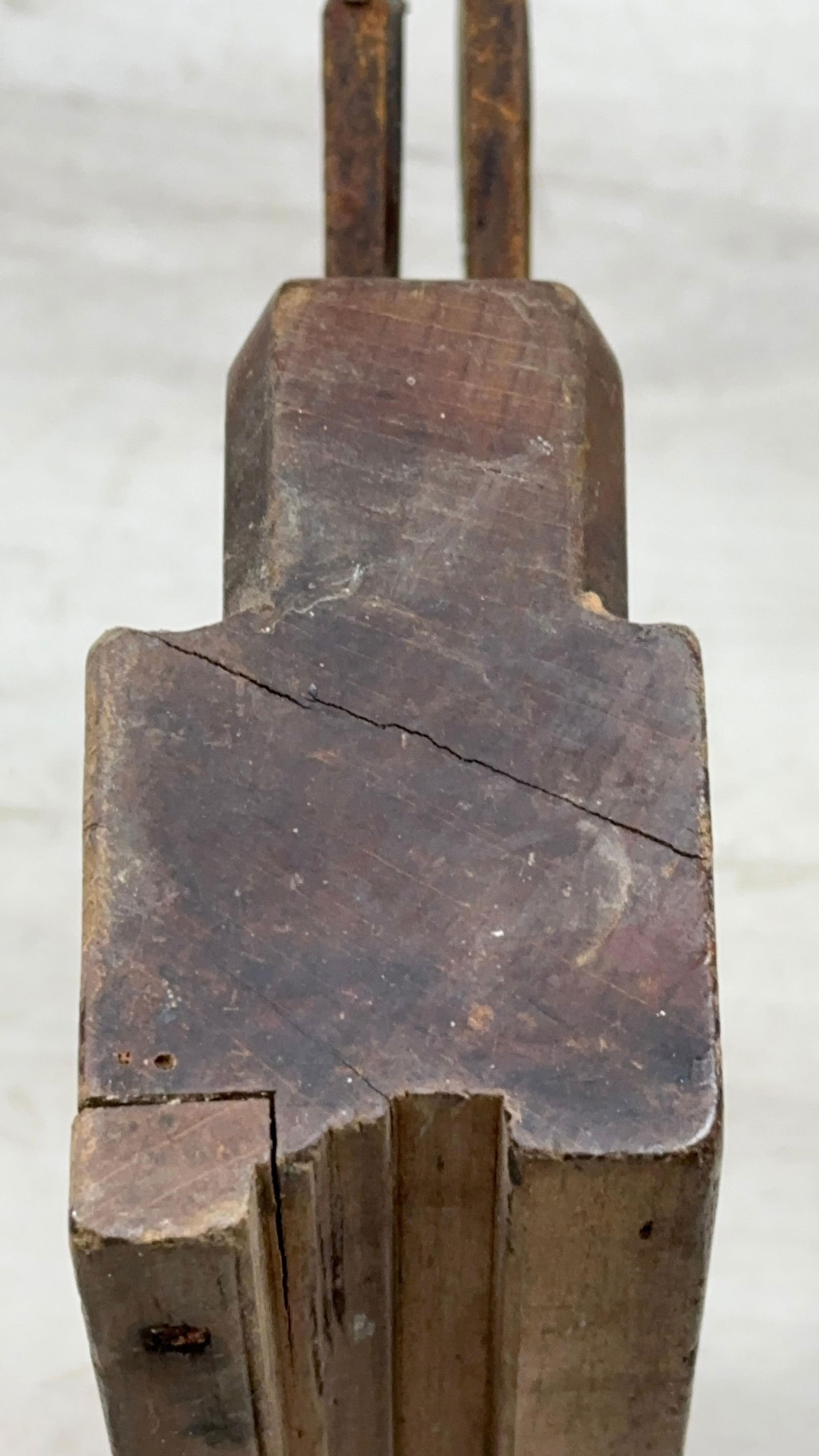 ASSORTED WOOD ROUTER PLANES - 15