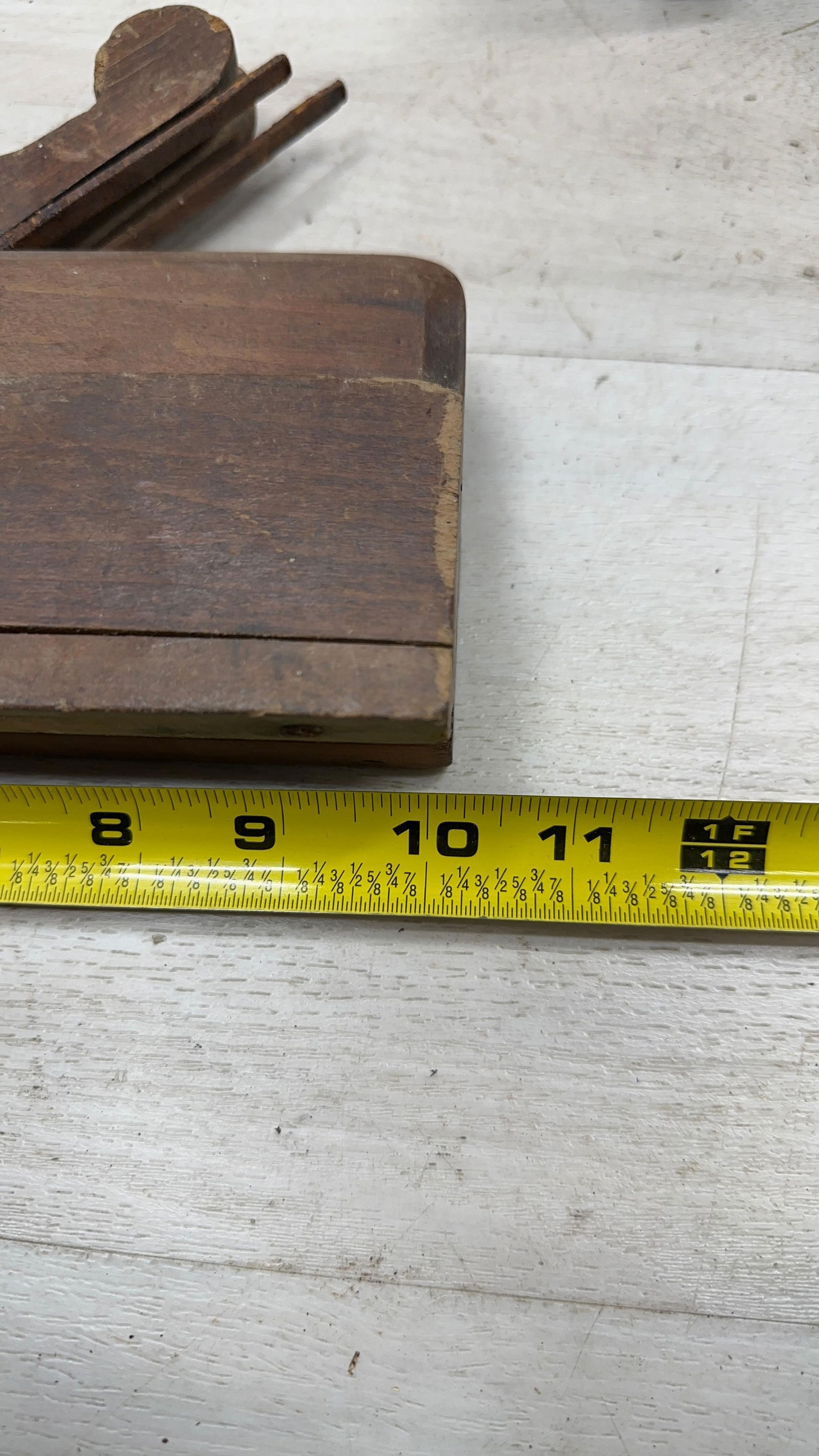 ASSORTED WOOD ROUTER PLANES - 16