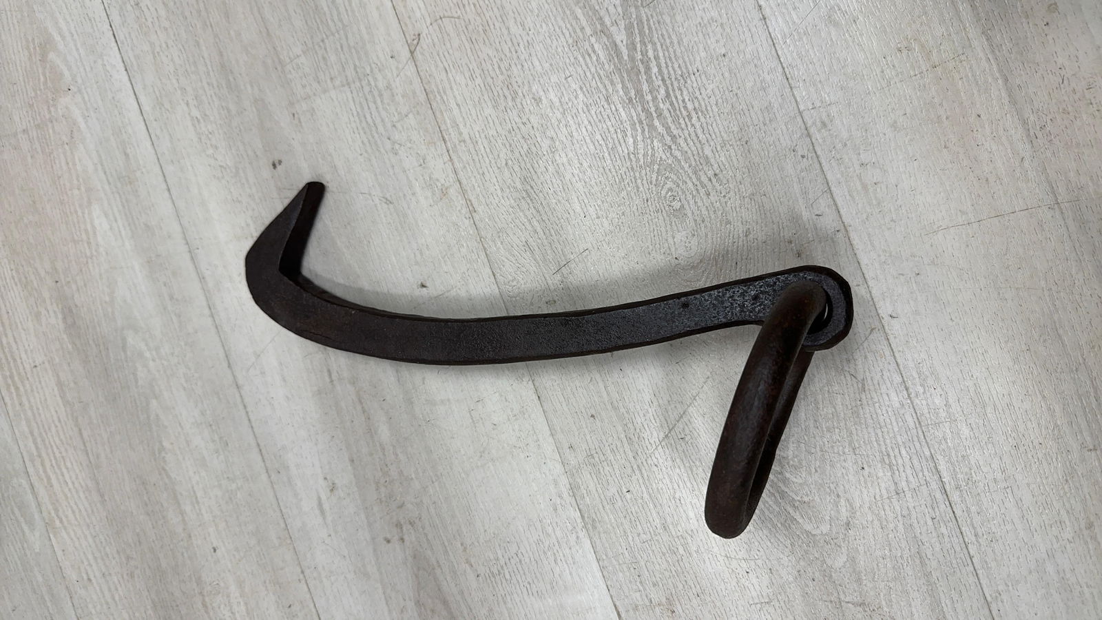 ASSORTED ICE TONGS AND HOOKS - 11