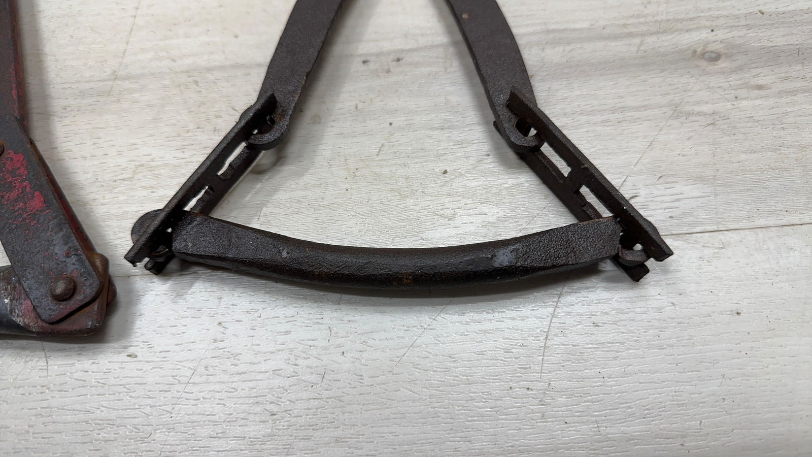 ASSORTED ICE TONGS AND HOOKS - 8