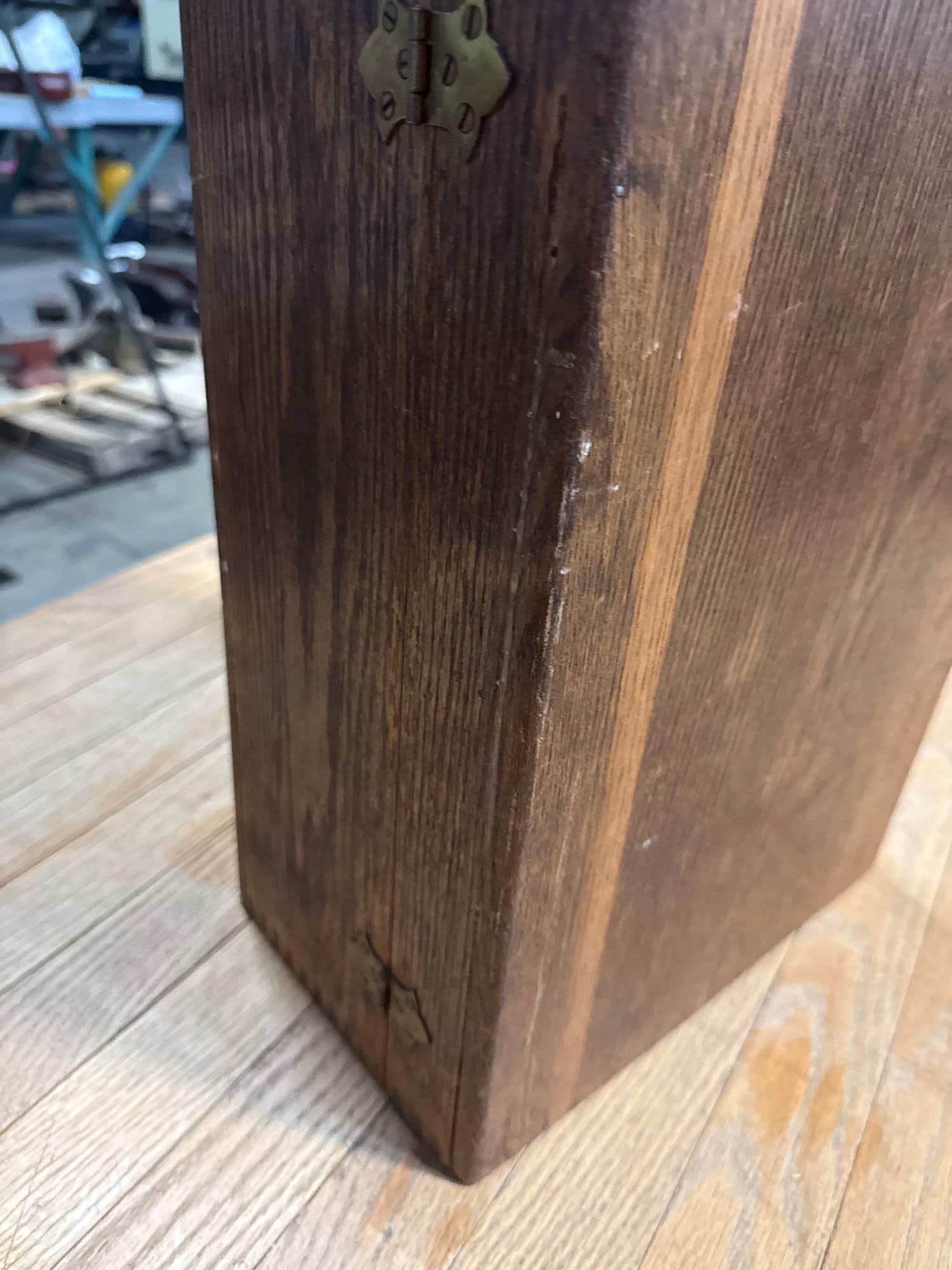 STANLEY DOVETAILED WORK BOX WITH TOOLS - 12