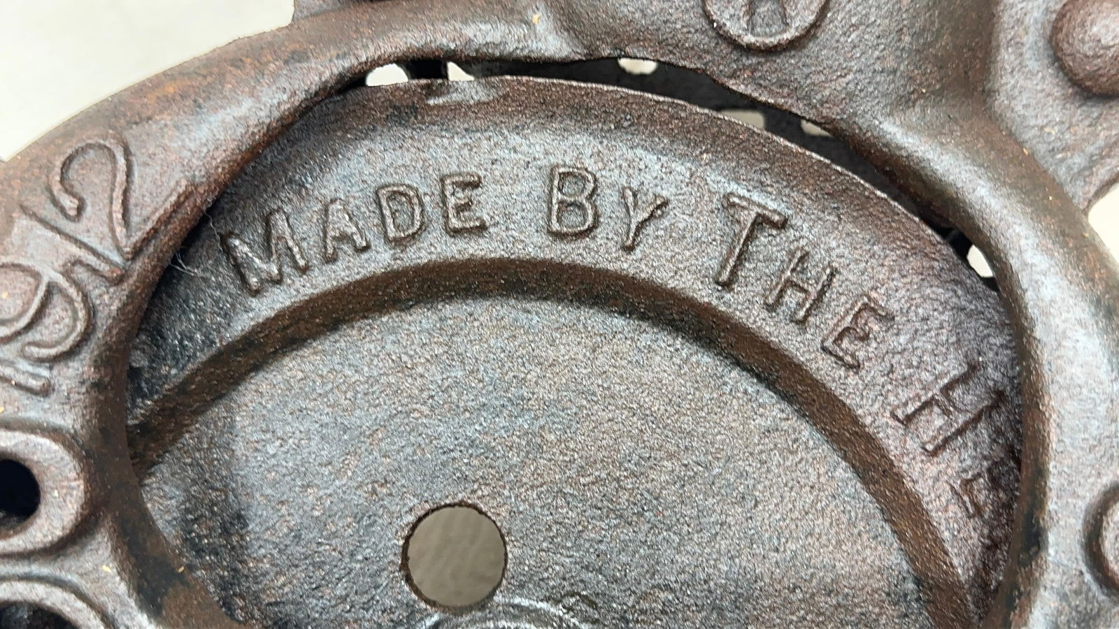 BLACK EAGEL CORN SHELLER - 7