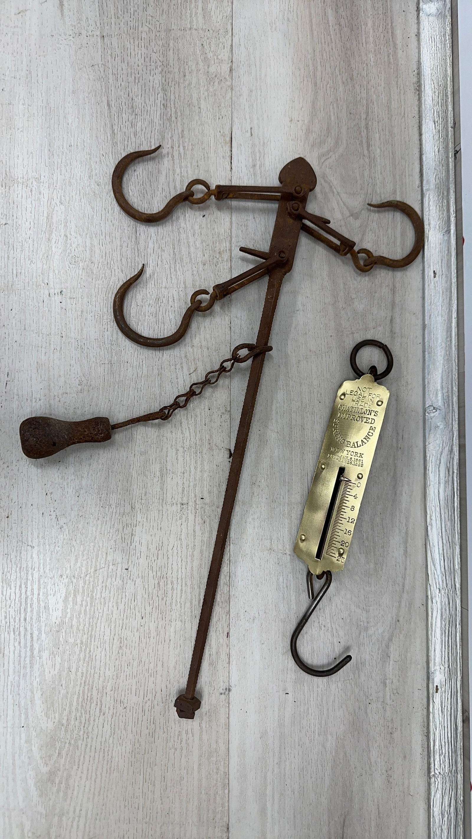 BALANCE SCALE AND HANGING SCALE - 2