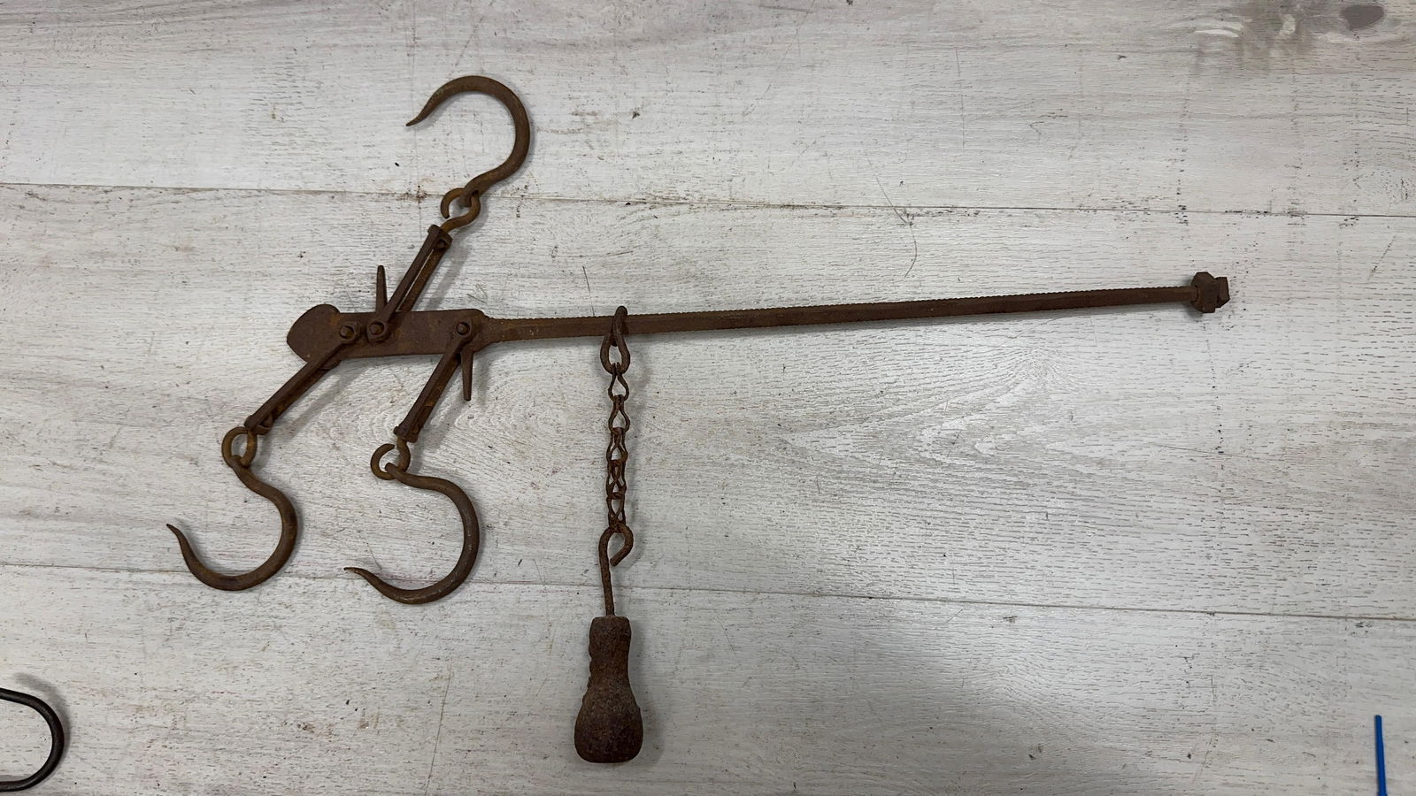 BALANCE SCALE AND HANGING SCALE - 4