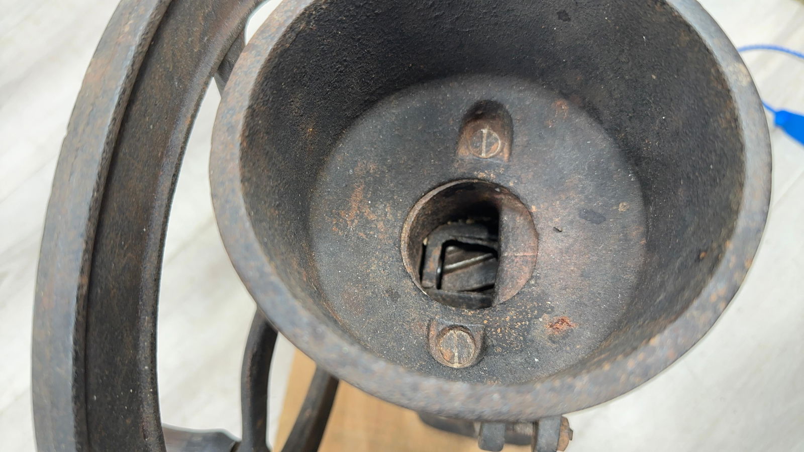 THE ROOT HEATH MFG. GRAIN MILL - 5