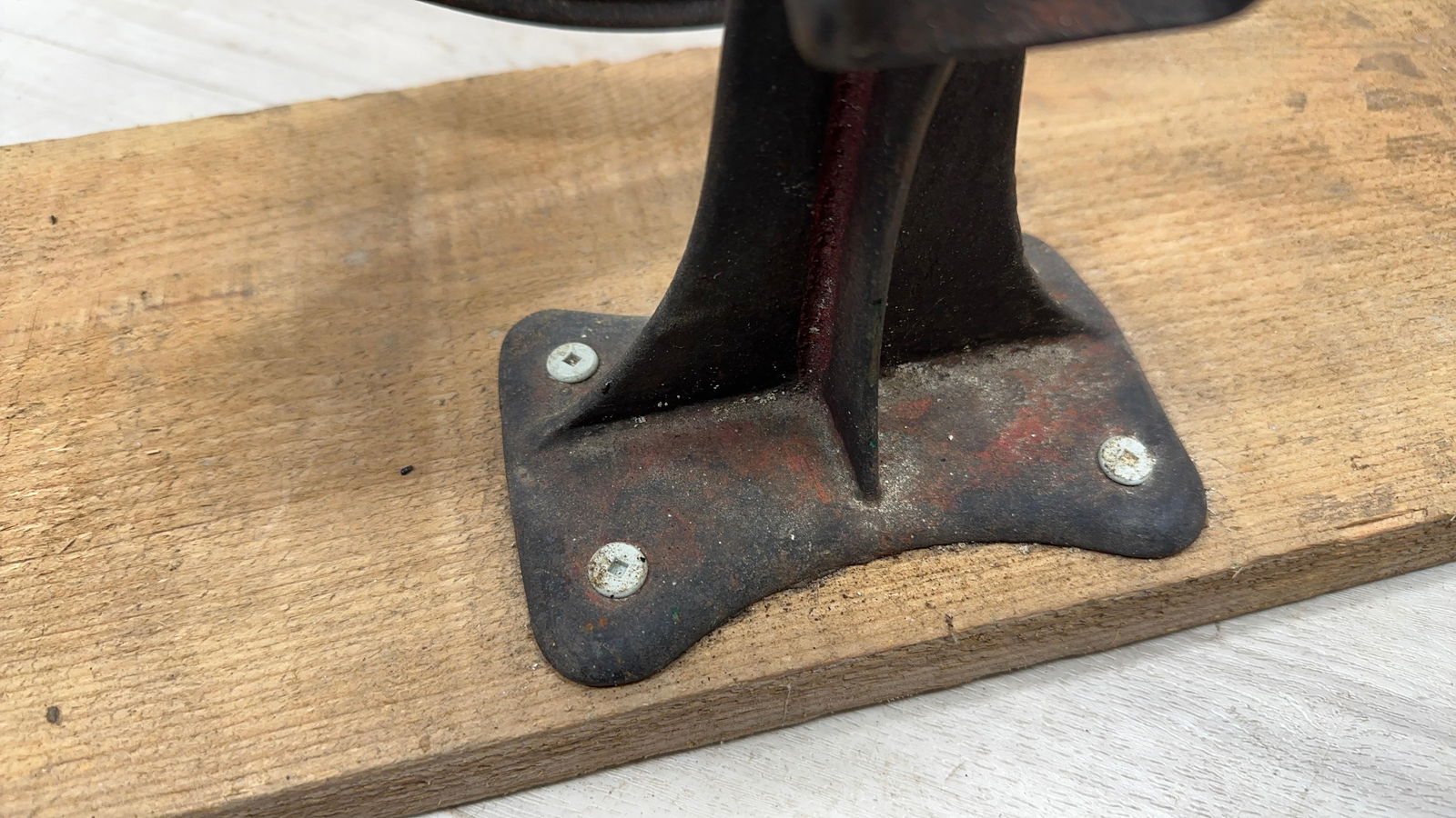 THE ROOT HEATH MFG. GRAIN MILL - 7