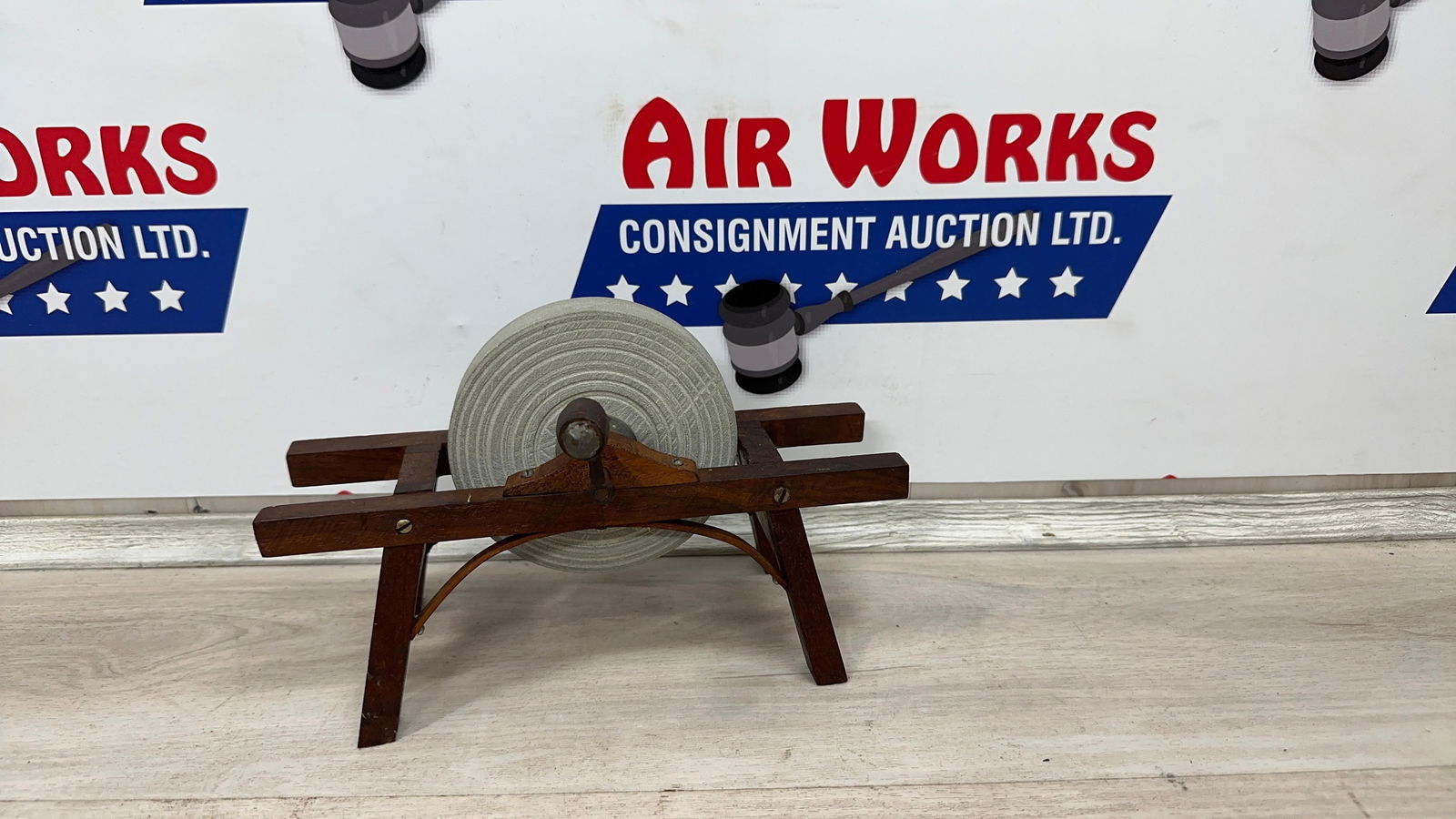 VINTAGE STYLE MINI GRINDING WHEEL (1 of 6)