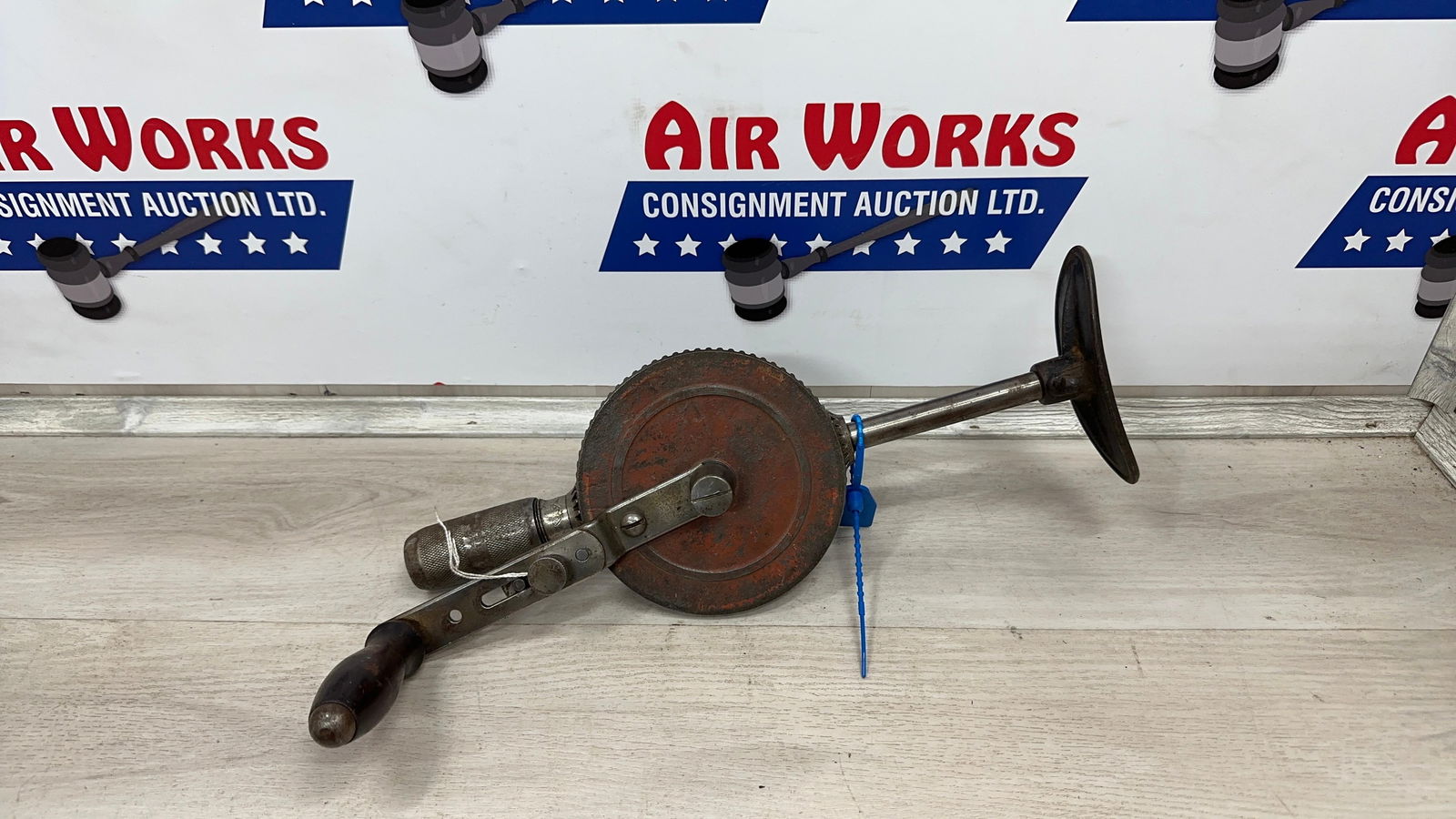 MILLERS FALLS NO. 13 BREAST DRILL (1 of 5)