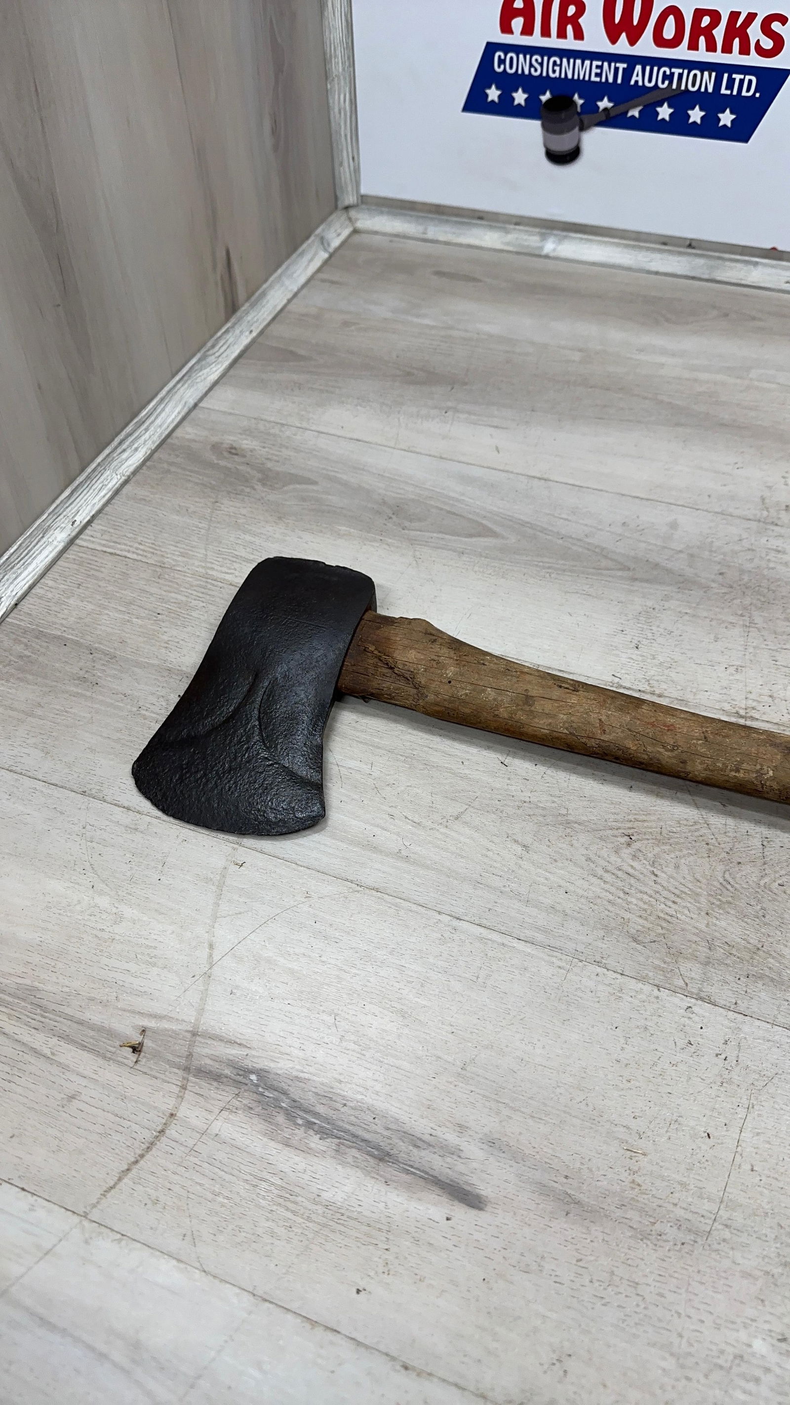 TRUE TEMPER KELLY SINGLE BIT AXE (1 of 5)