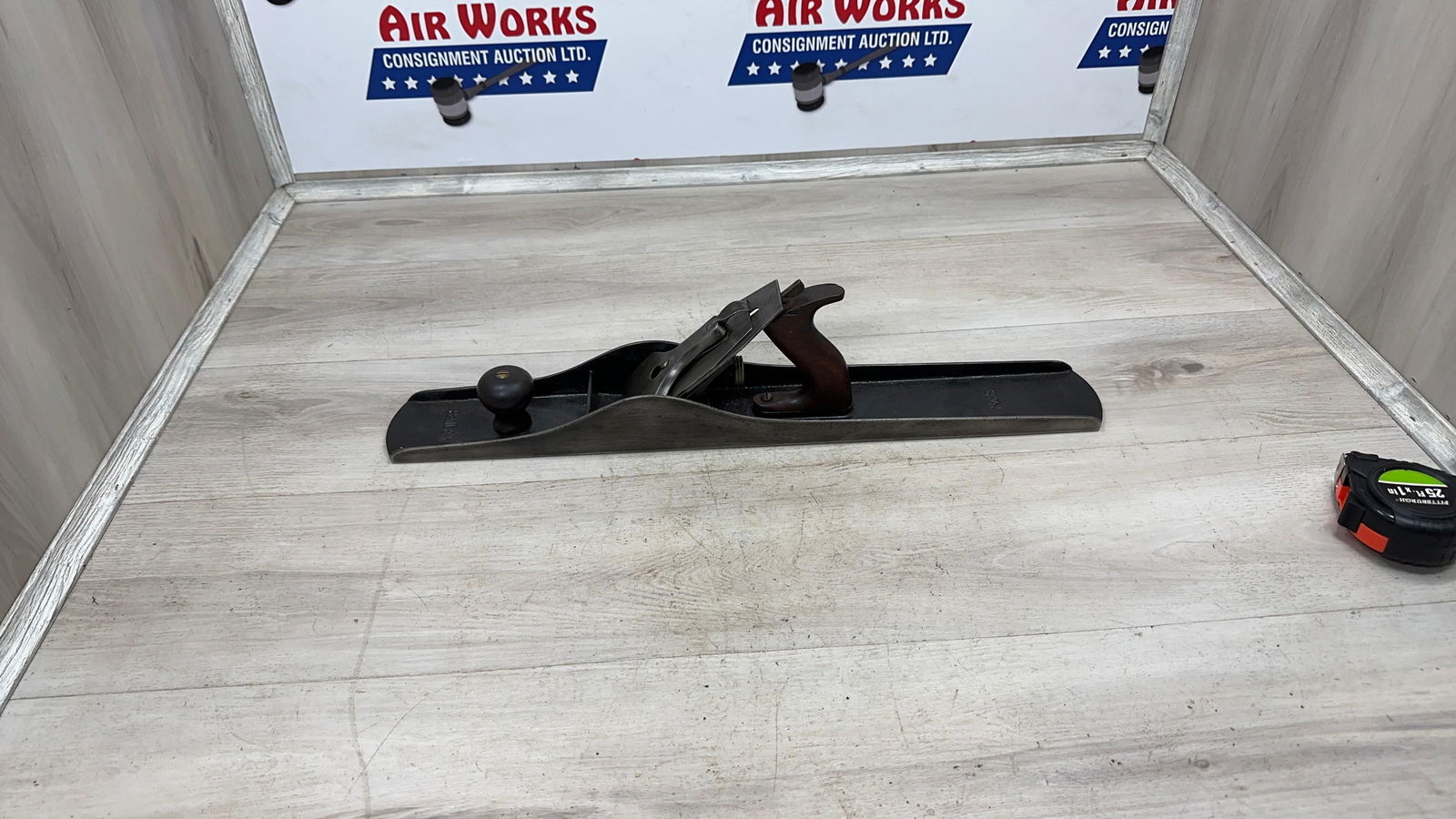STANLEY BAILEY NO. 8 HAND PLANE SMOOTH BOTTOM: Load-out Pick up for all online purchases for Antiques & collectibles is Monday, Tuesday, Wednesday, February 23rd, 24th, 25th At our shipper's location. We do offer shipping on all items