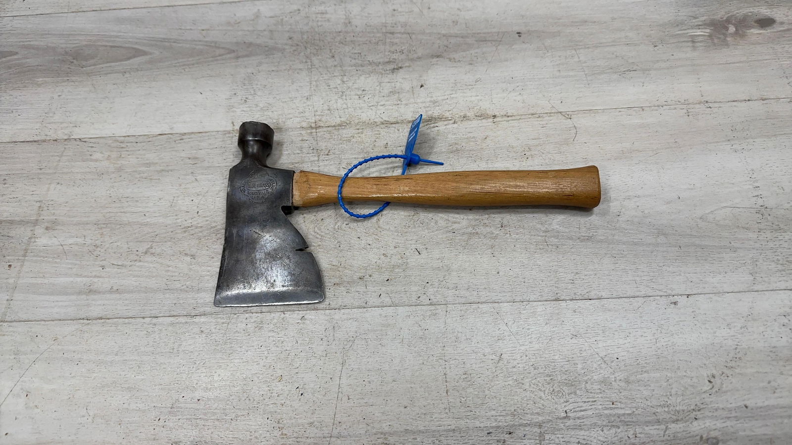 BELKNAP BLUEGRASS CARPENTERS HATCHET (1 of 4)