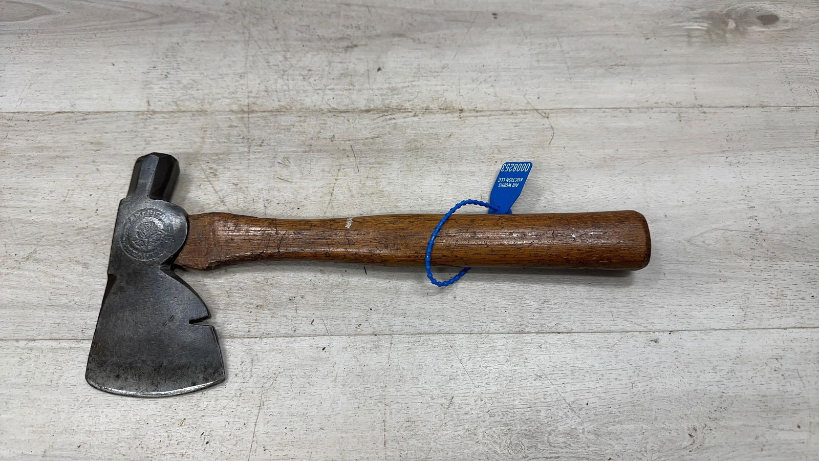AMERICAN BEAUTY CARPENTERS HATCHET: Load-out Pick up for all online purchases for Antiques & collectibles is Monday, Tuesday, Wednesday, February 23rd, 24th, 25th At our shipper's location. We do offer shipping on all items