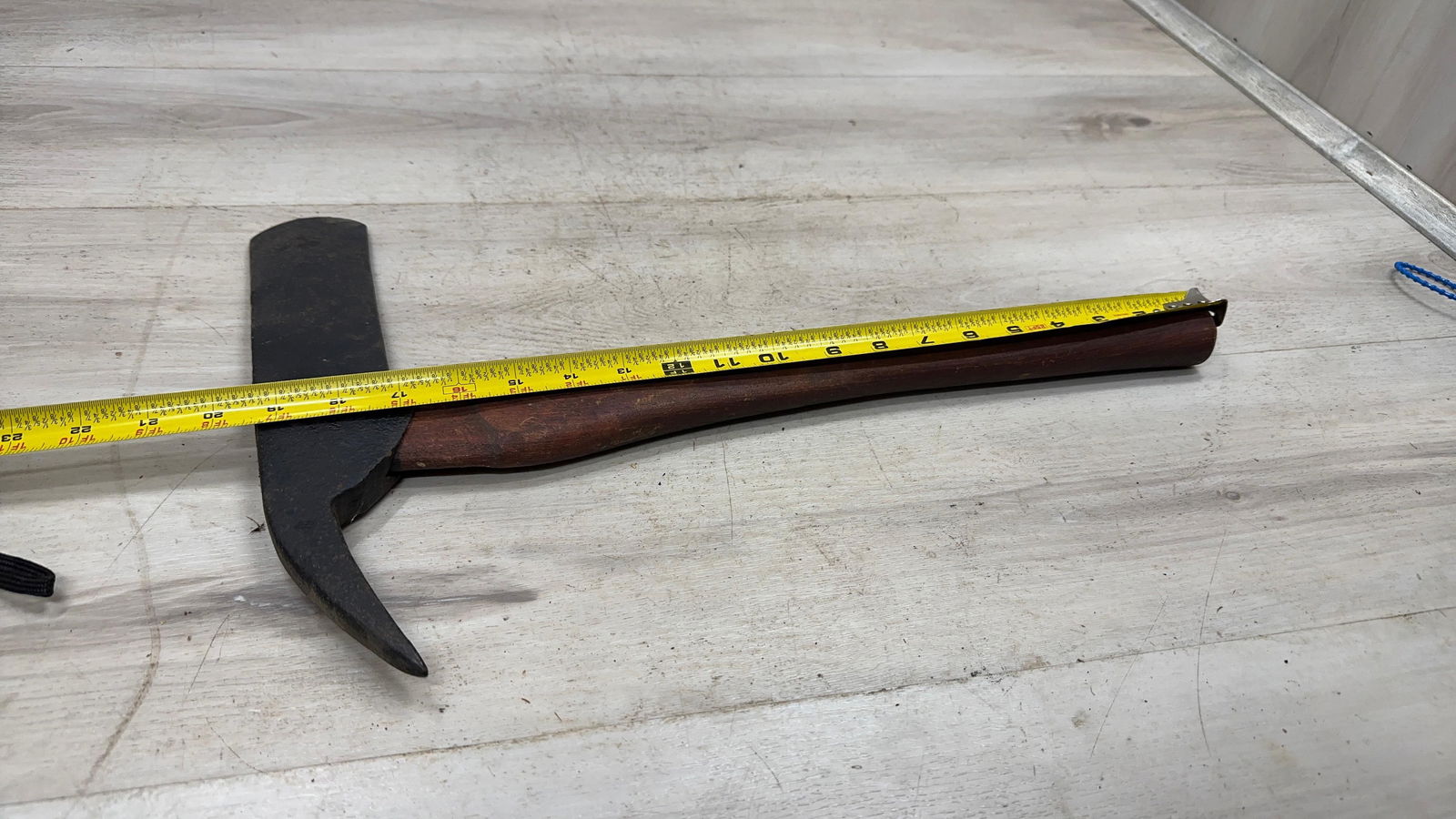 EARLY ICE AXE - 3
