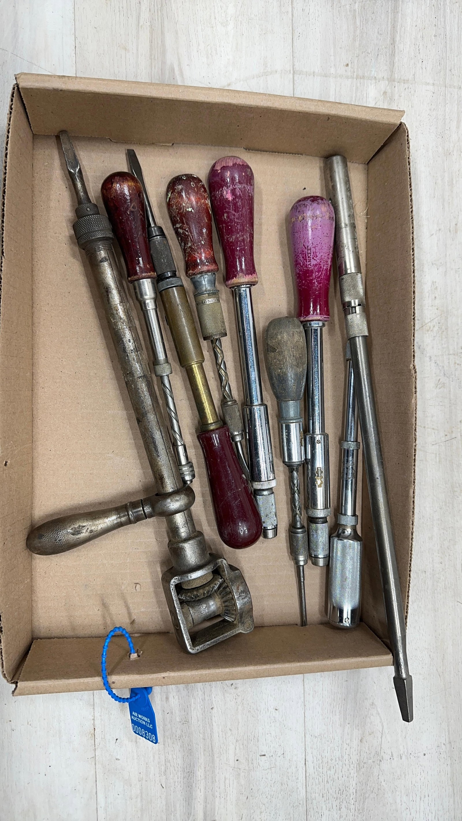 MILLERS FALLS AND YANKEE HAND SCREWDRIVERS: Load-out Pick up for all online purchases for Antiques & collectibles is Monday, Tuesday, Wednesday, February 23rd, 24th, 25th At our shipper's location. We do offer shipping on all items