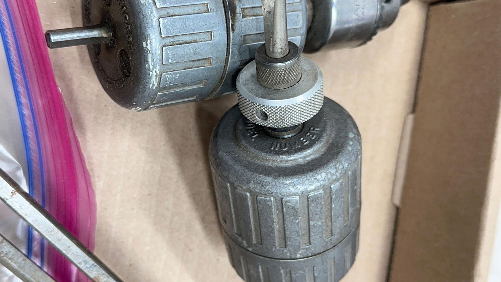 DRILL CHUCKS AND BIT EXTENSIONS - 4