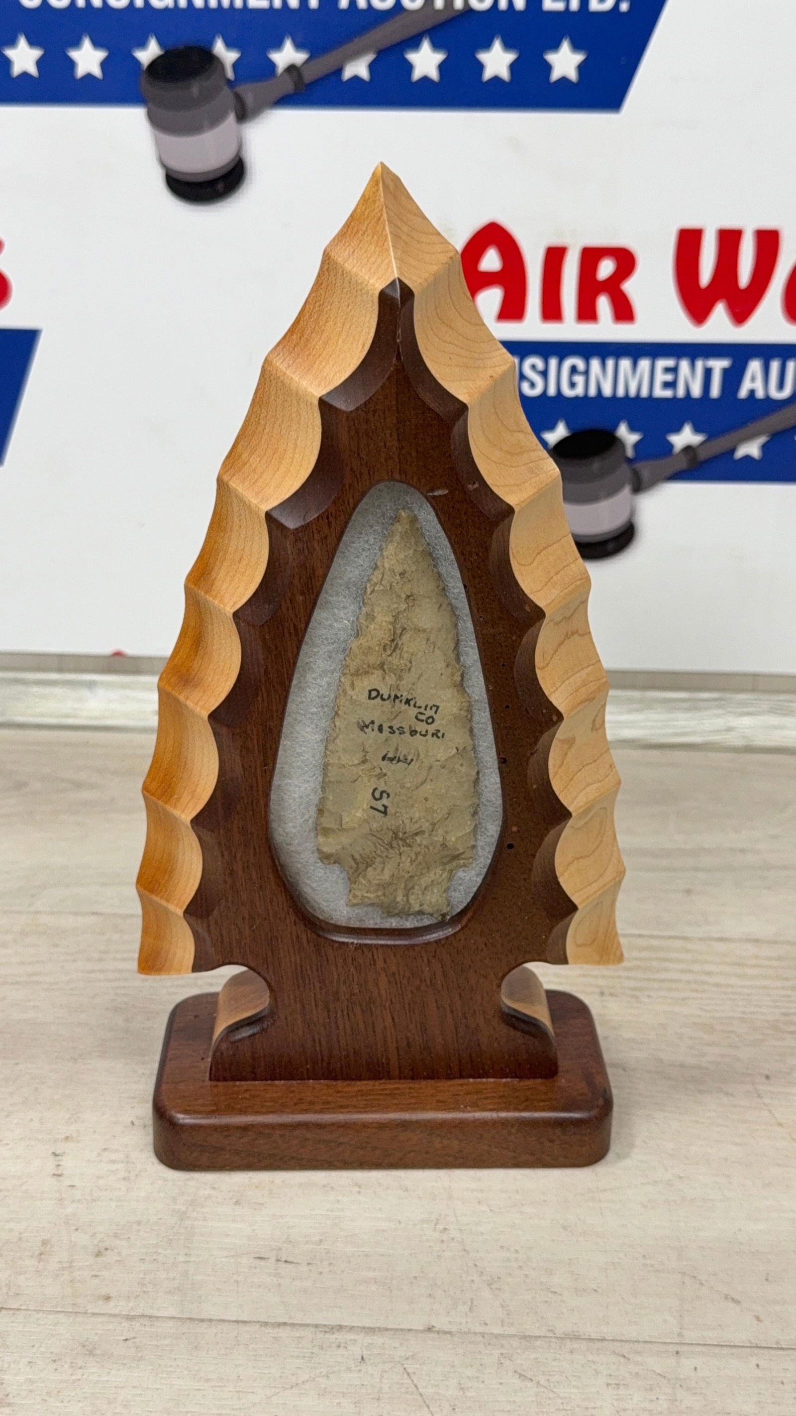 WOOD FRAMED ARTIFACT DISPLAY. NICE SPEAR HEAD: Load-out Pick up for all online purchases for Antiques & collectibles is Monday, Tuesday, Wednesday, February 23rd, 24th, 25th At our shipper's location. We do offer shipping on all items