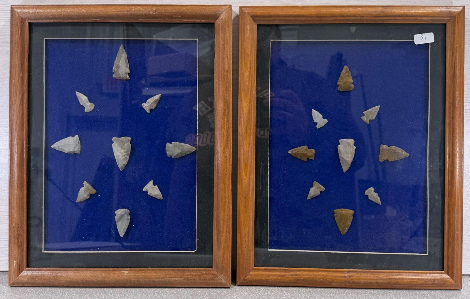 Arrowheads - 2 frames (1 of 4)