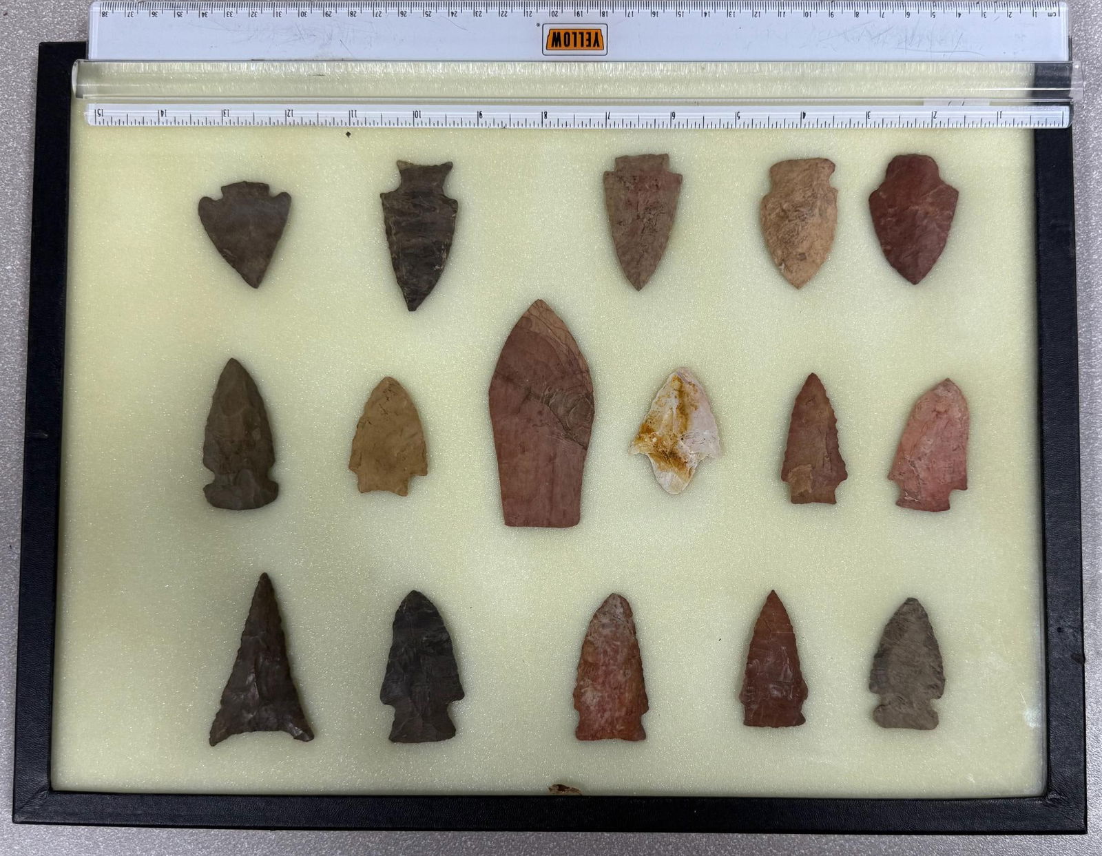 Large Frame of Mississippi Points largest 3 1/2": Load-out Pick up for all online purchases for Antiques & collectibles is Monday, Tuesday, Wednesday, February 23rd, 24th, 25th At our shipper's location. We do offer shipping on all items