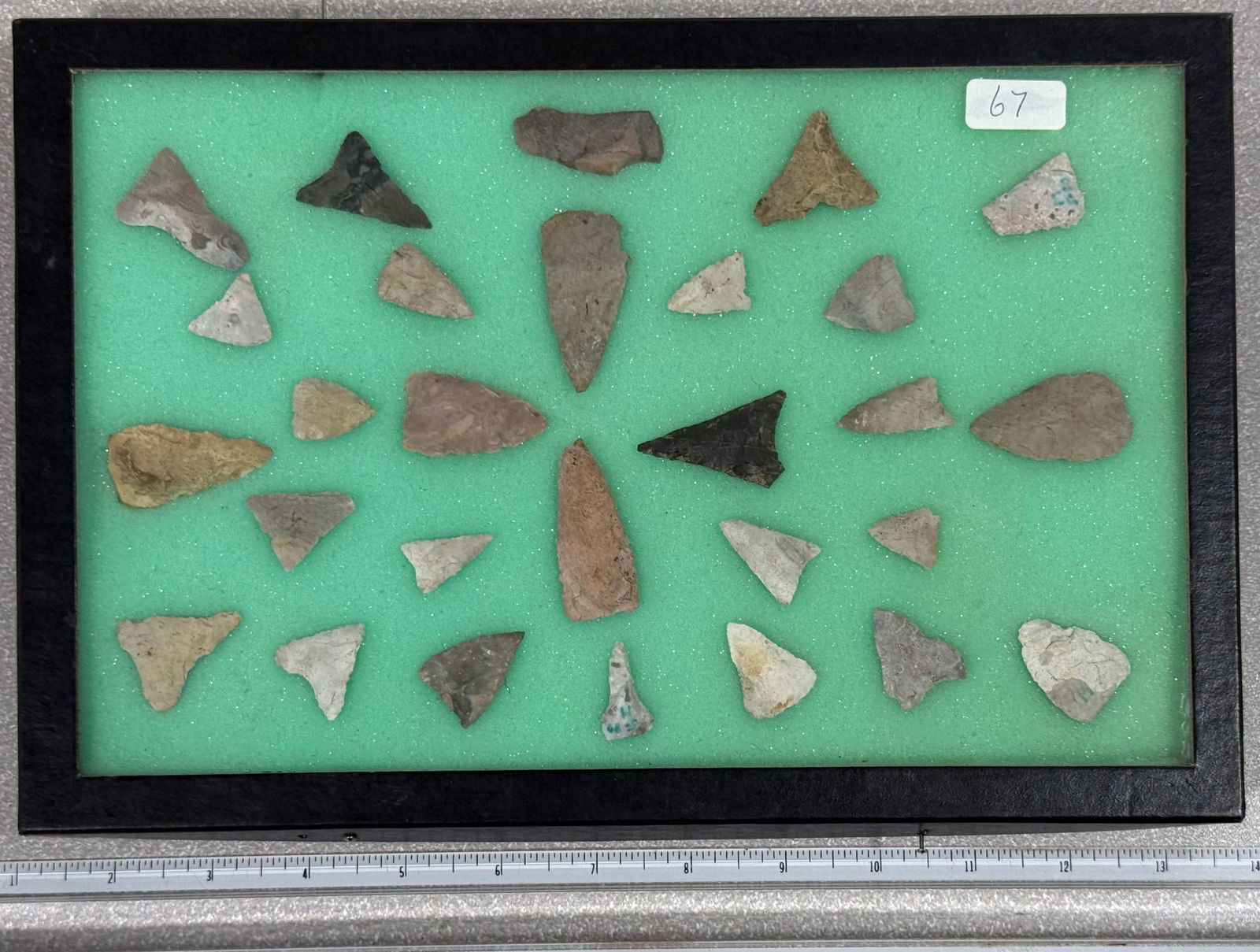Frame of Triangular Points from the Ramp Collection of Indiana largest 3/4": Load-out Pick up for all online purchases for Antiques & collectibles is Monday, Tuesday, Wednesday, February 23rd, 24th, 25th At our shipper's location. We do offer shipping on all items