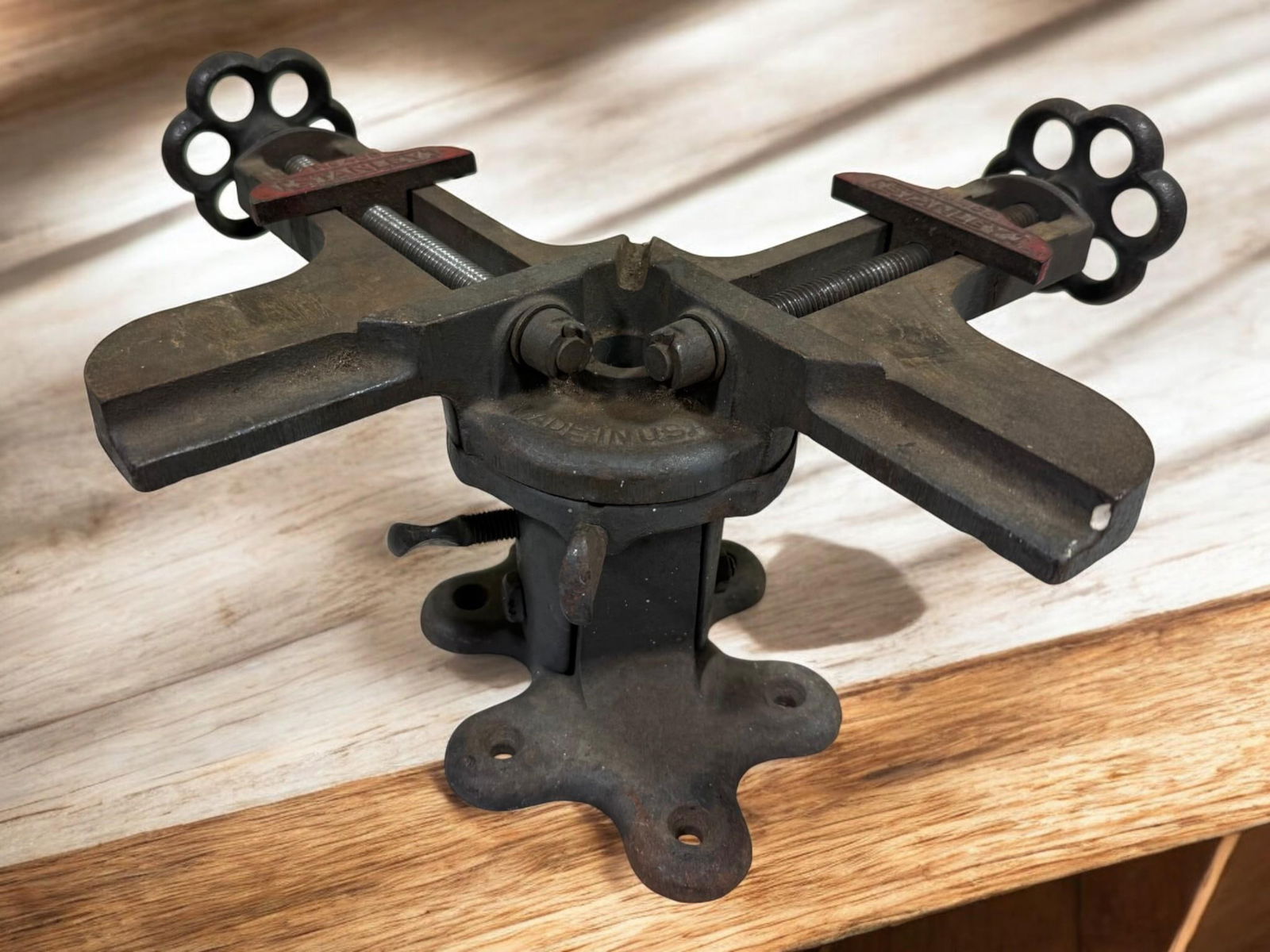 Vintage Stanley No. 19-400 Frame Miter Vise Tilting Swivel Made in U.S.A. (1 of 7)