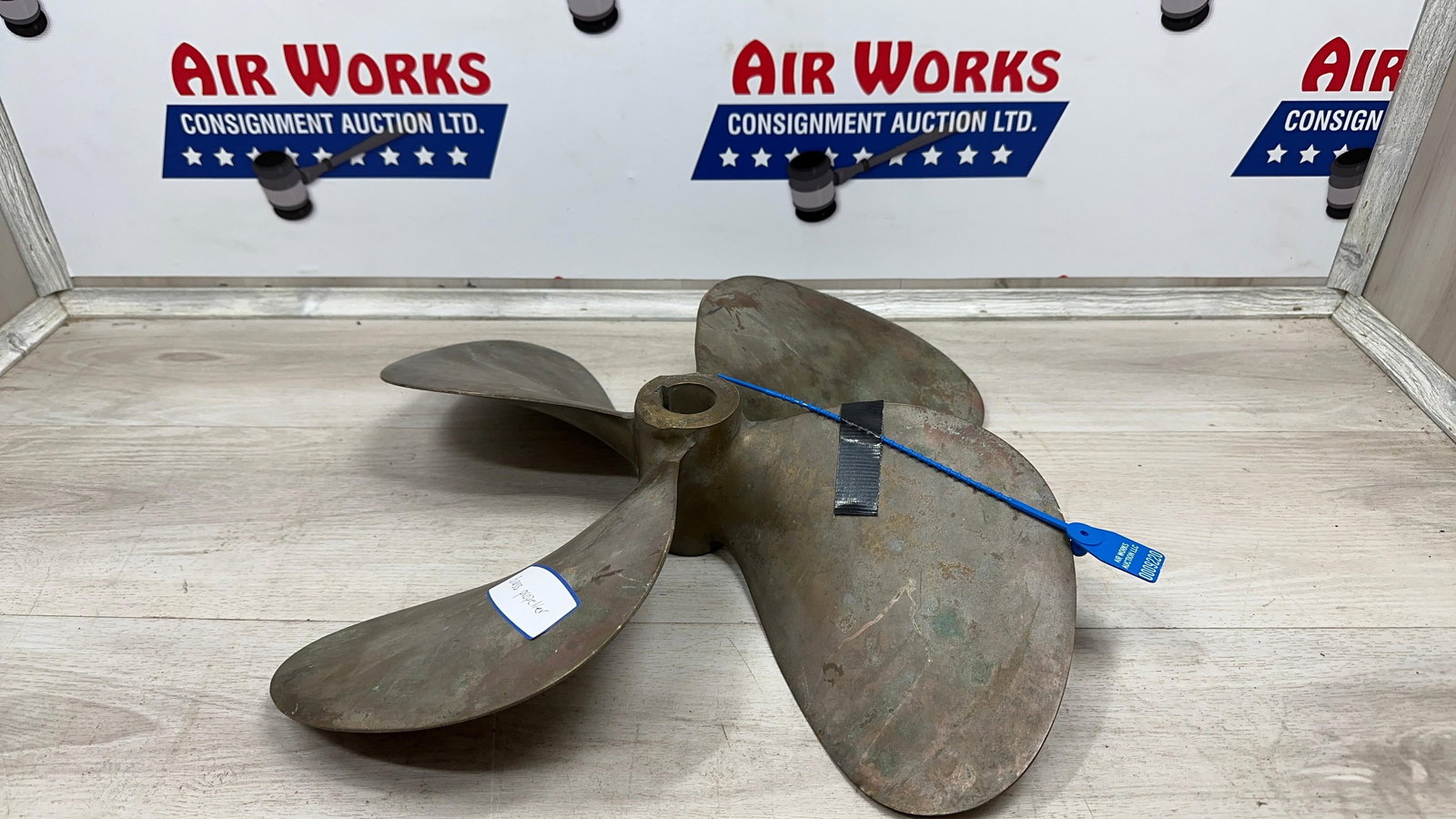 19' BRASS BOAT PROPELLER: Load-out Pick up for all online purchases for Antiques & collectibles is Monday, Tuesday, Wednesday, February 23rd, 24th, 25th At our shipper's location. We do offer shipping on all items shippabl