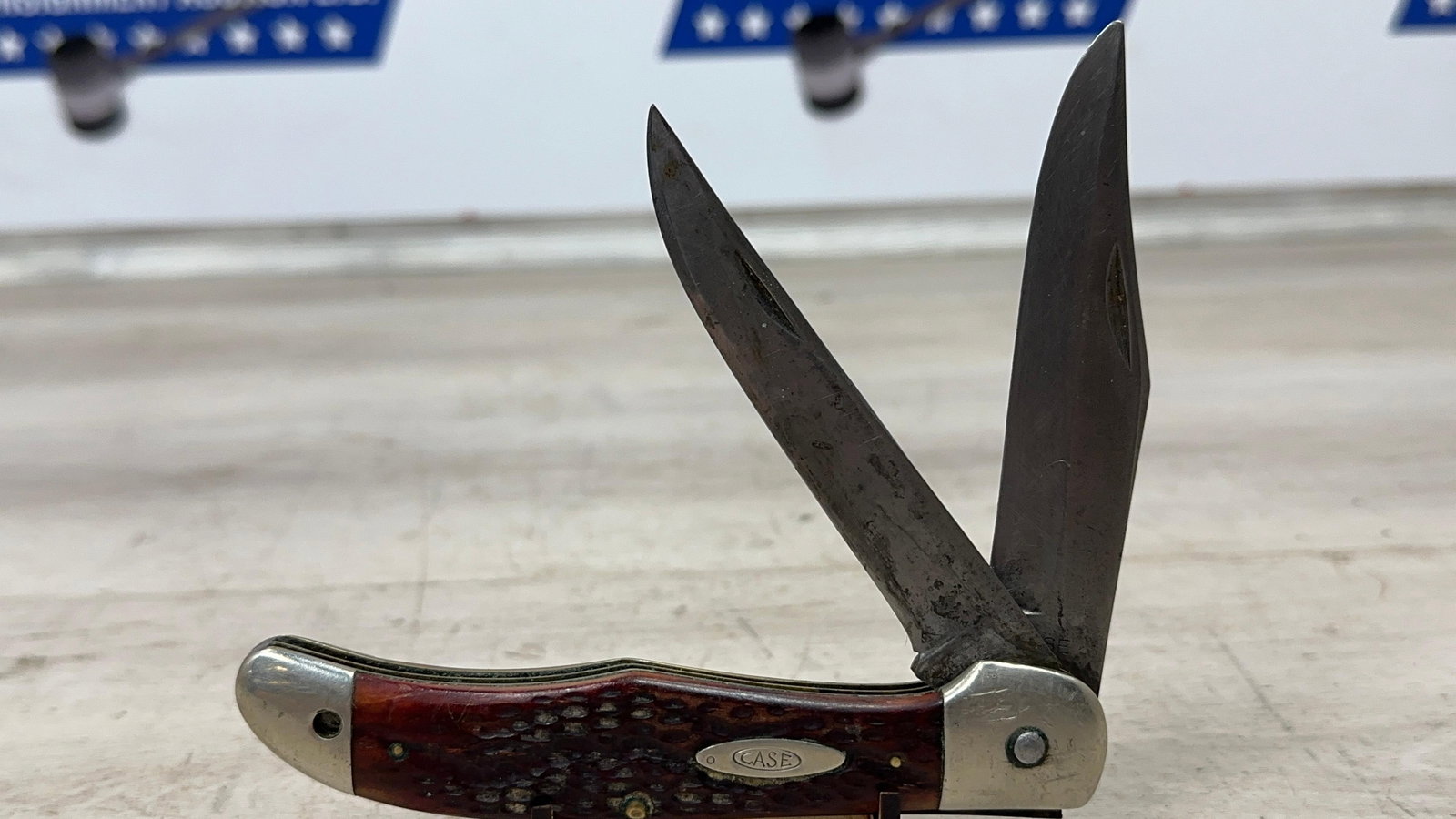 1940-64 CASE XX 2 BLADE 6265 SAB RED BONE: Load-out Pick up for all online purchases for Antiques & collectibles is Monday, Tuesday, Wednesday, February 23rd, 24th, 25th At our shipper's location. We do offer shipping on all items shippabl